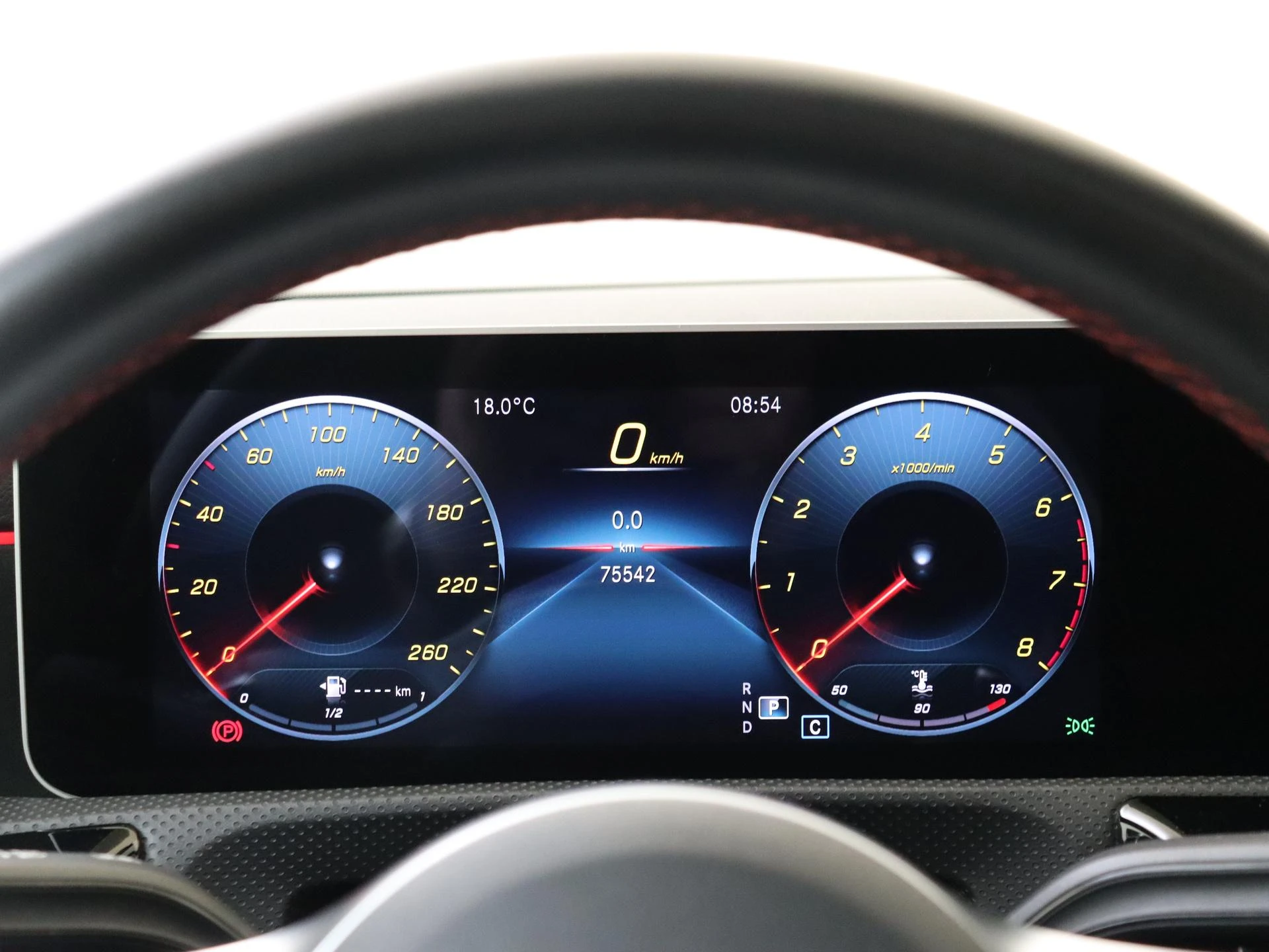 Mercedes-Benz-A-Klasse-image-10
