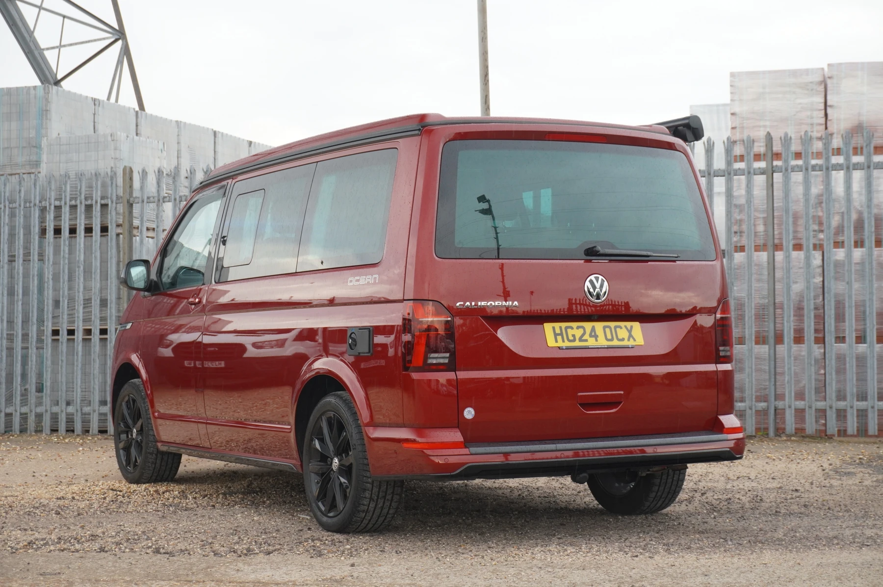 Volkswagen-California-image-2