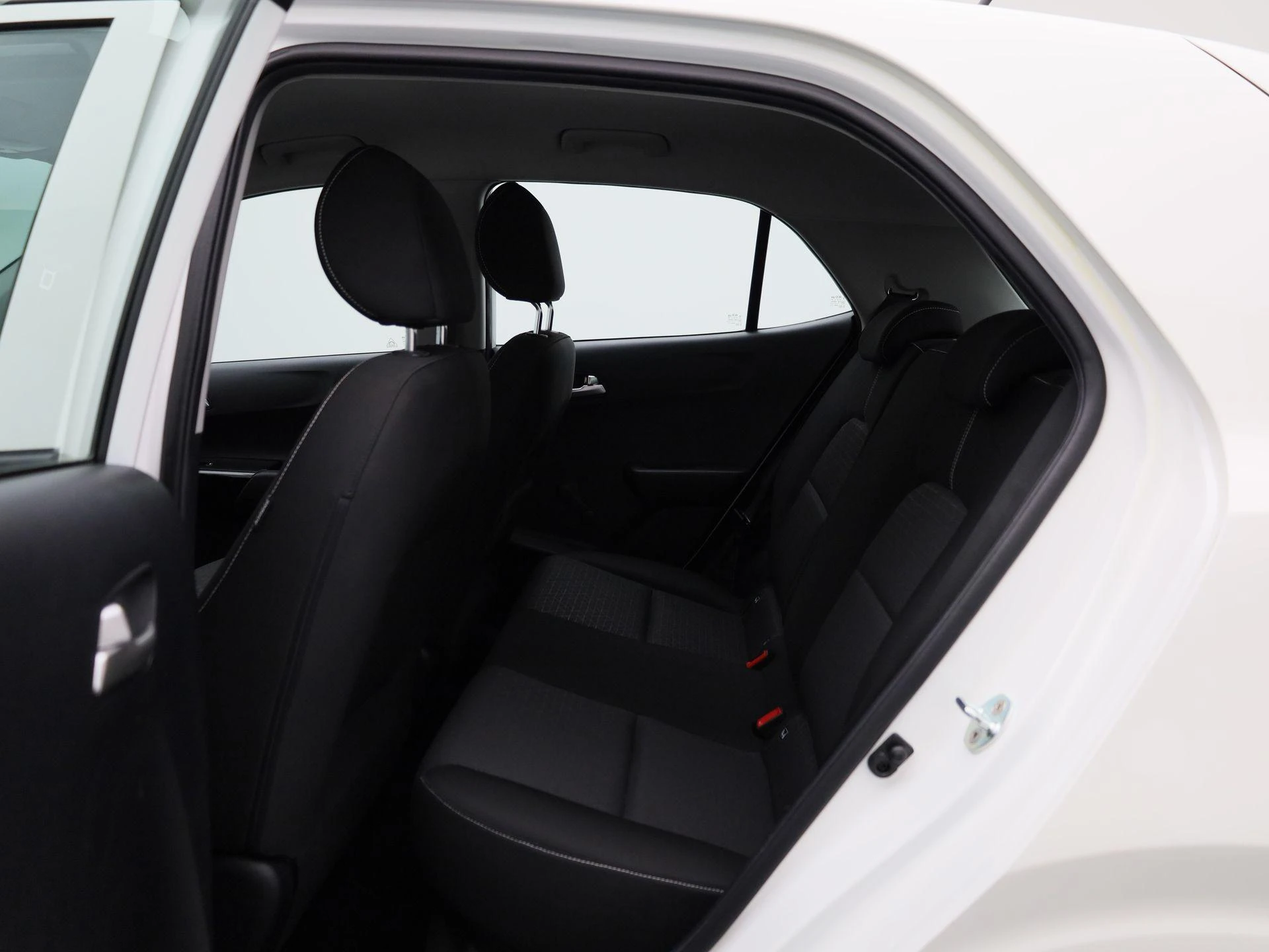 Kia-Picanto-image-9