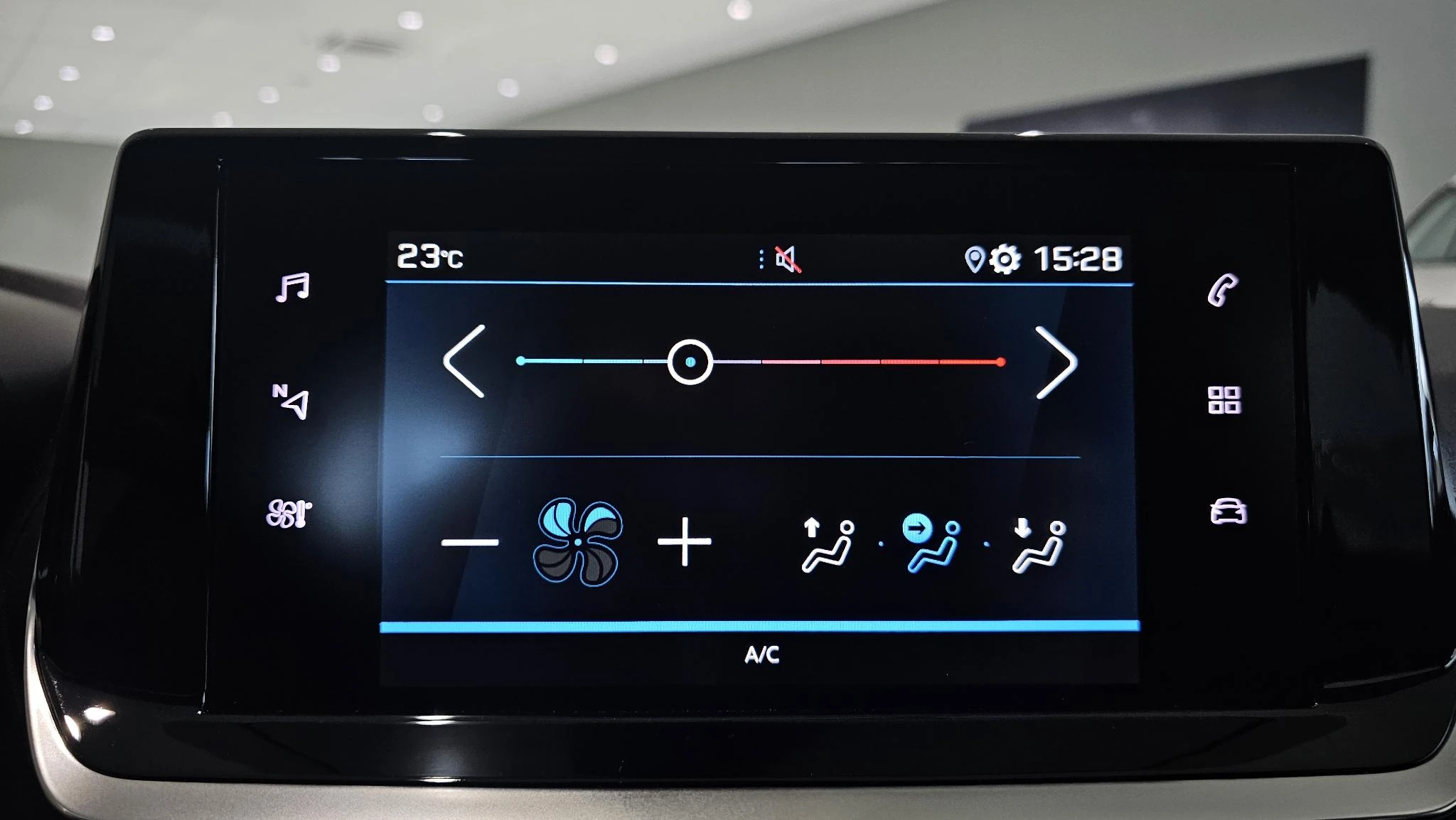 Peugeot-208-image-16