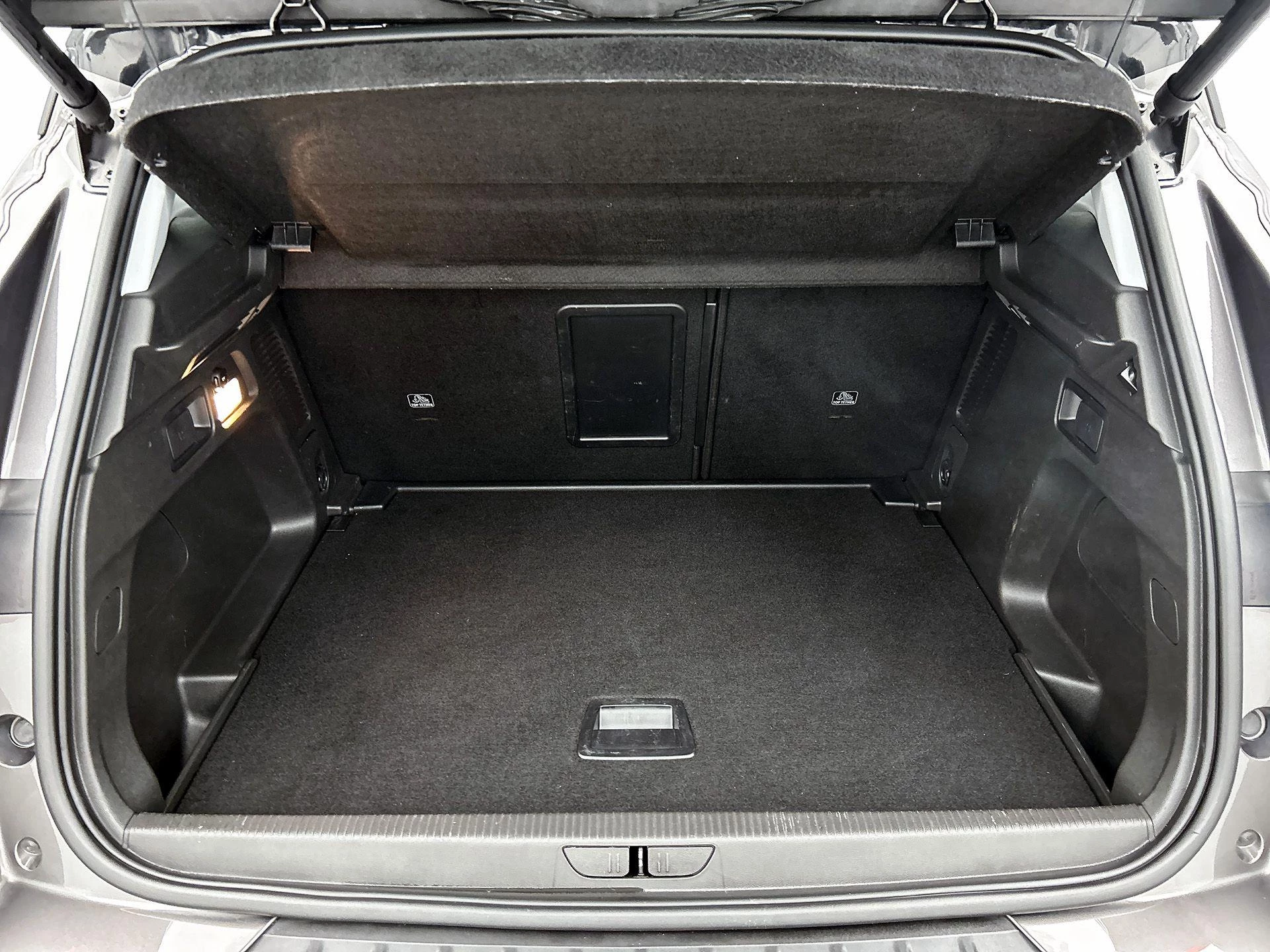 Opel-Grandland X-image-13