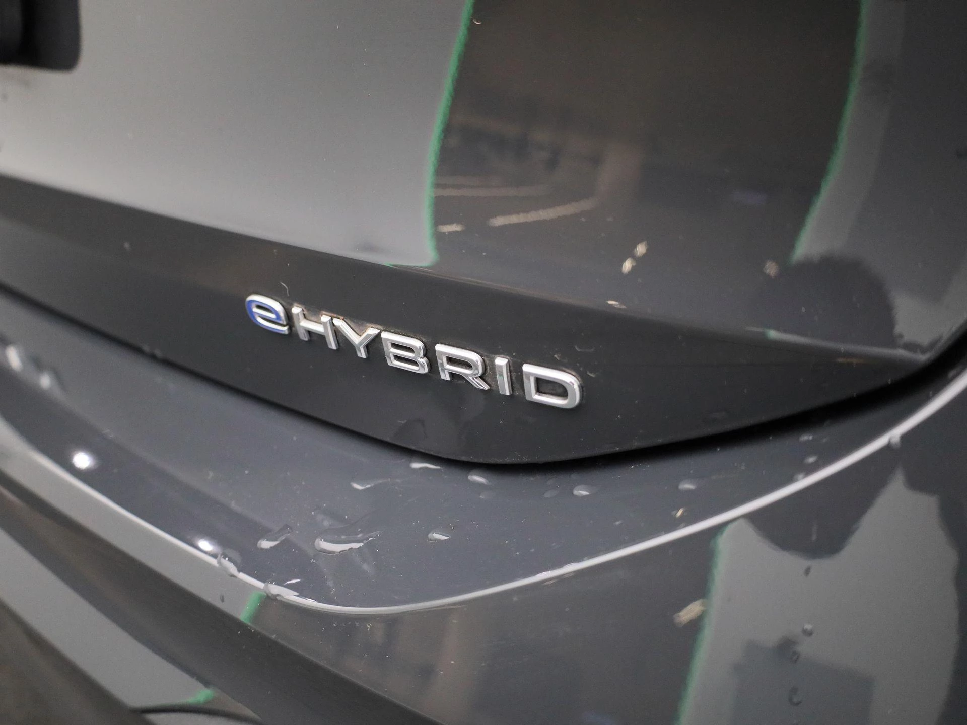 Volkswagen-Tiguan-image-37