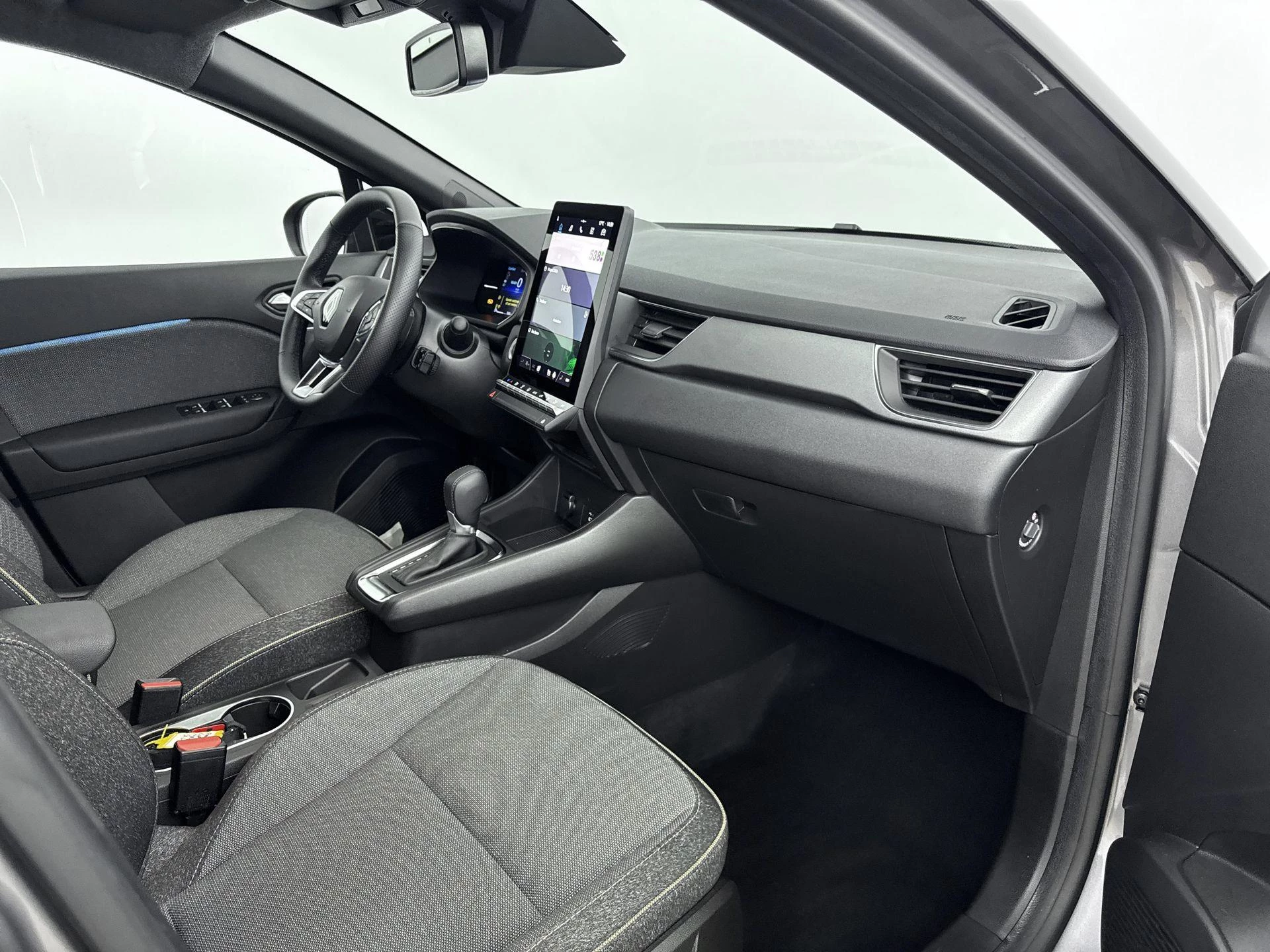 Renault-Captur-image-16