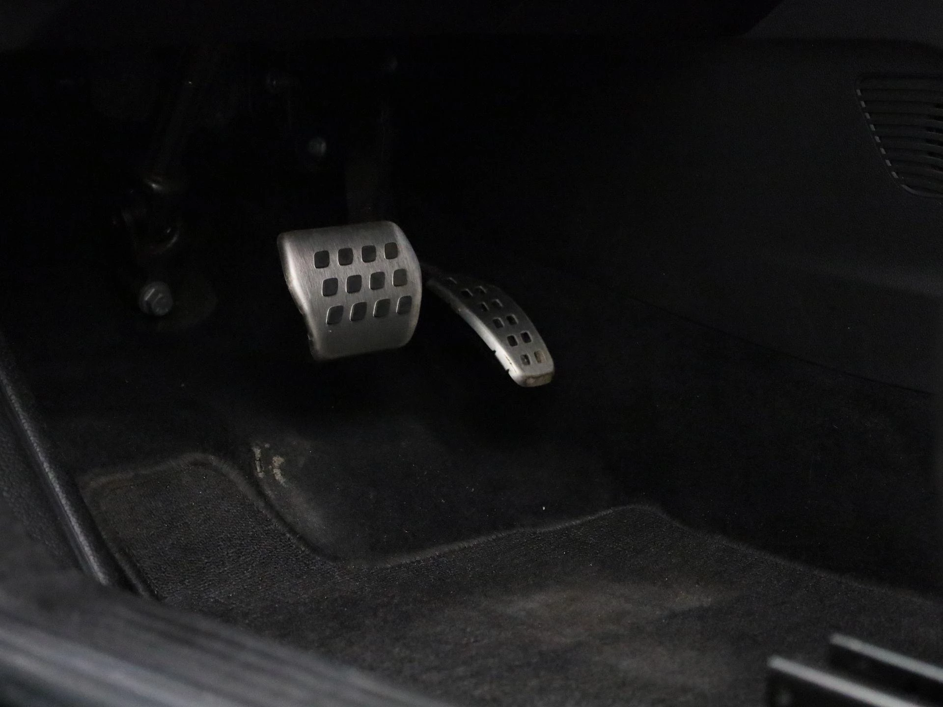 Renault-Captur-image-35