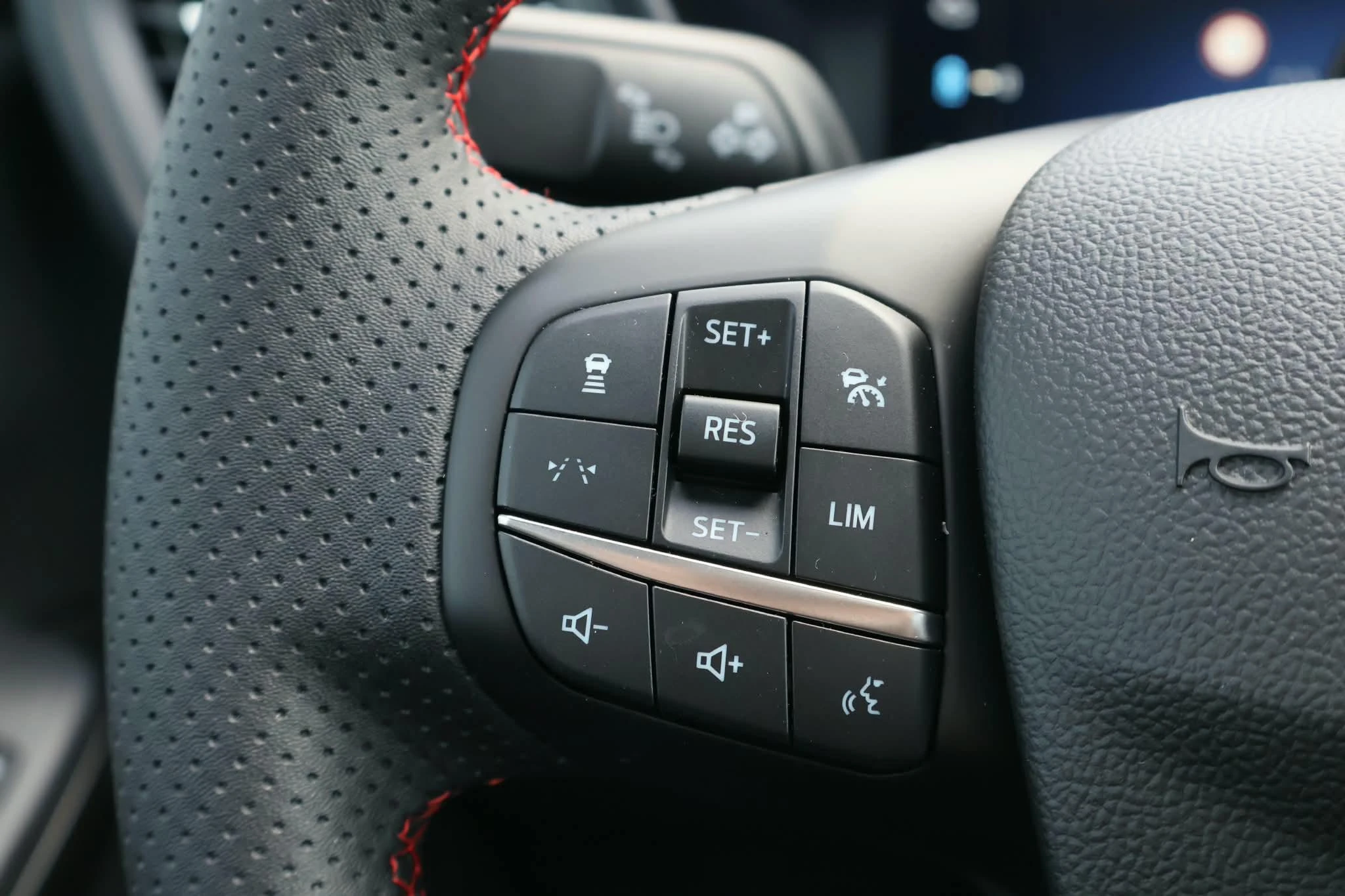 Ford-Kuga-image-20