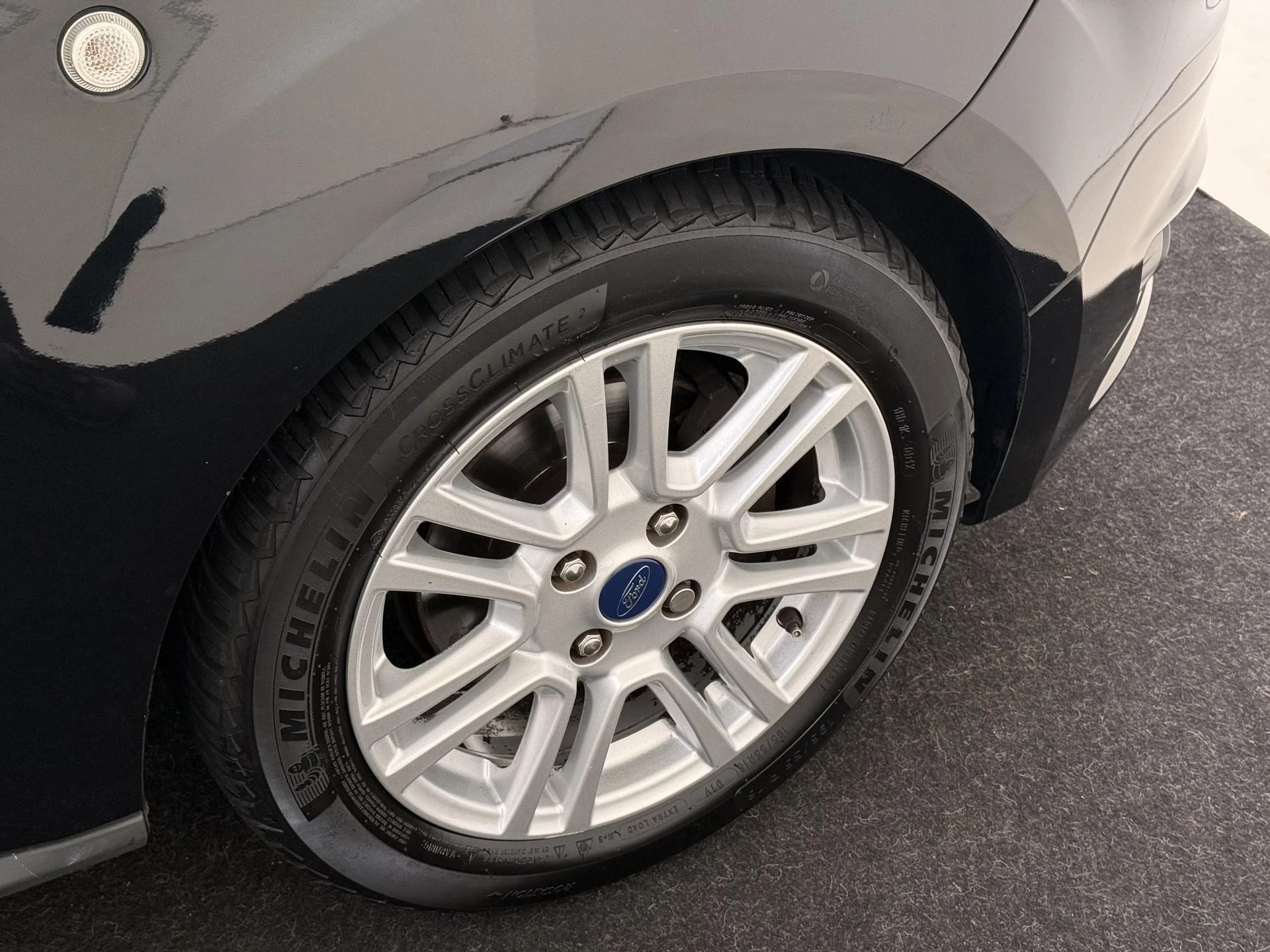 Ford-Tourneo Courier-image-25