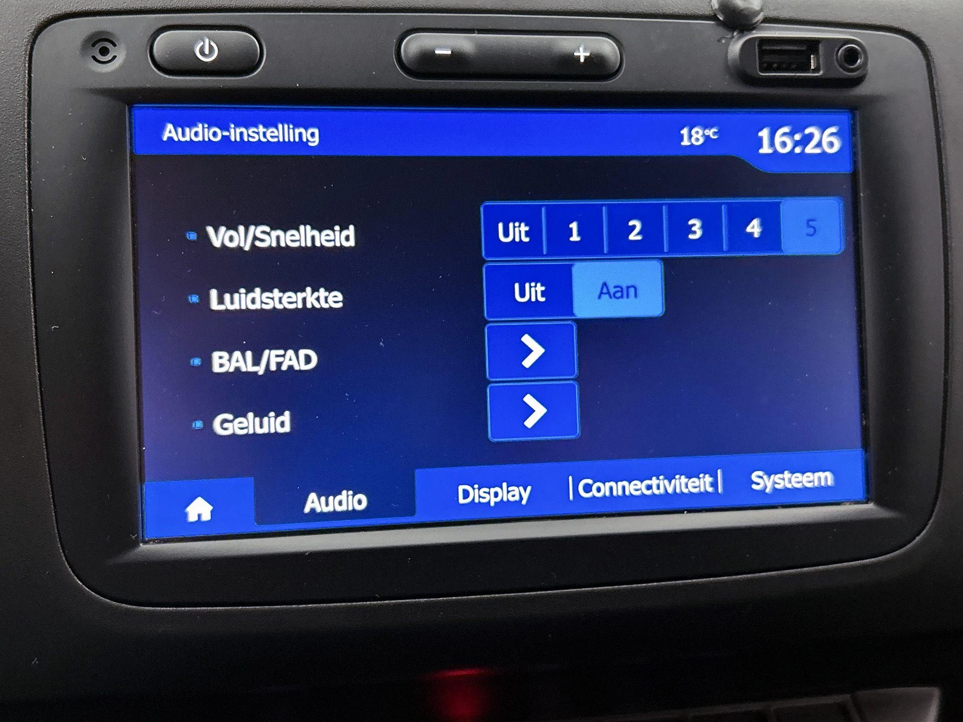 Dacia-Duster-image-11