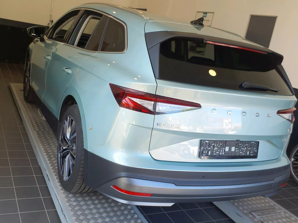 Škoda-Enyaq iV-image-1