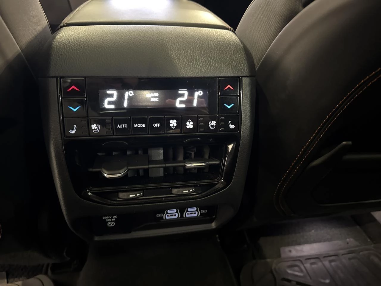 Jeep-Grand Cherokee-image-14