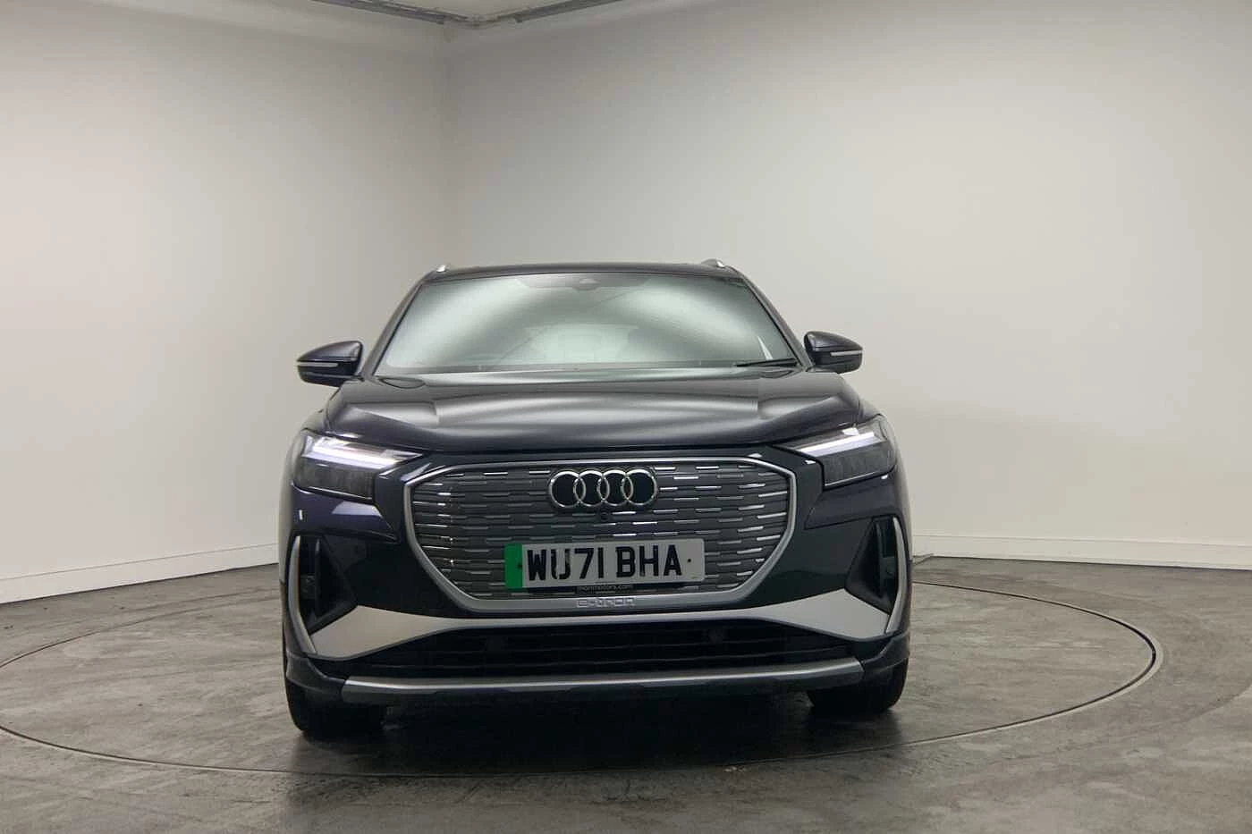 Audi-Q4 e-tron-image-6