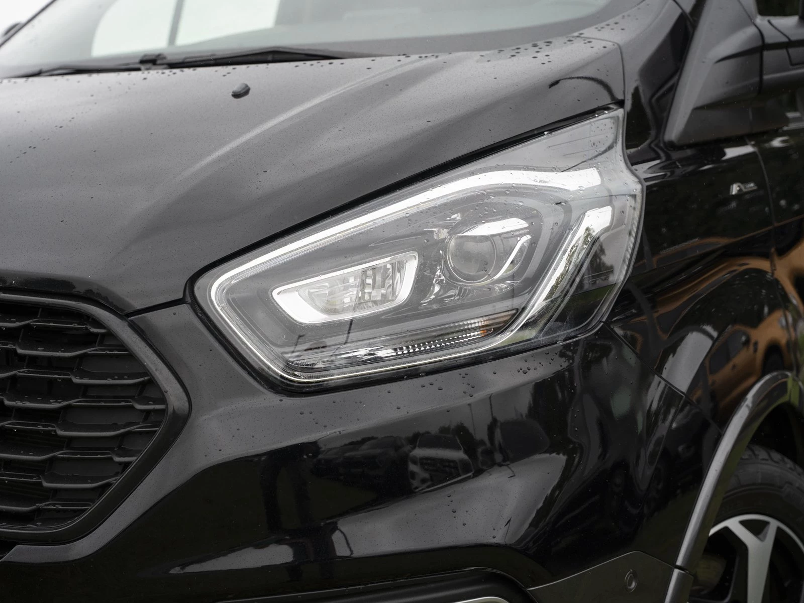 Ford-Tourneo Custom-image-21