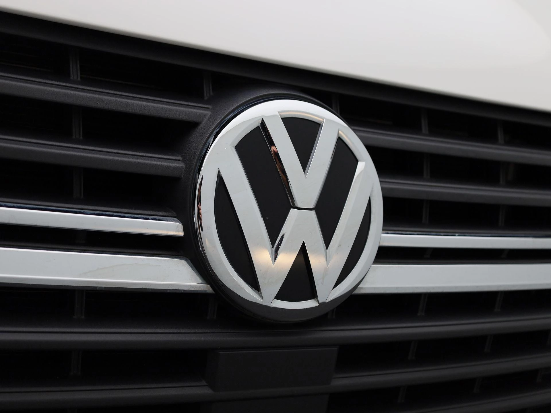 Volkswagen-Transporter-image-33