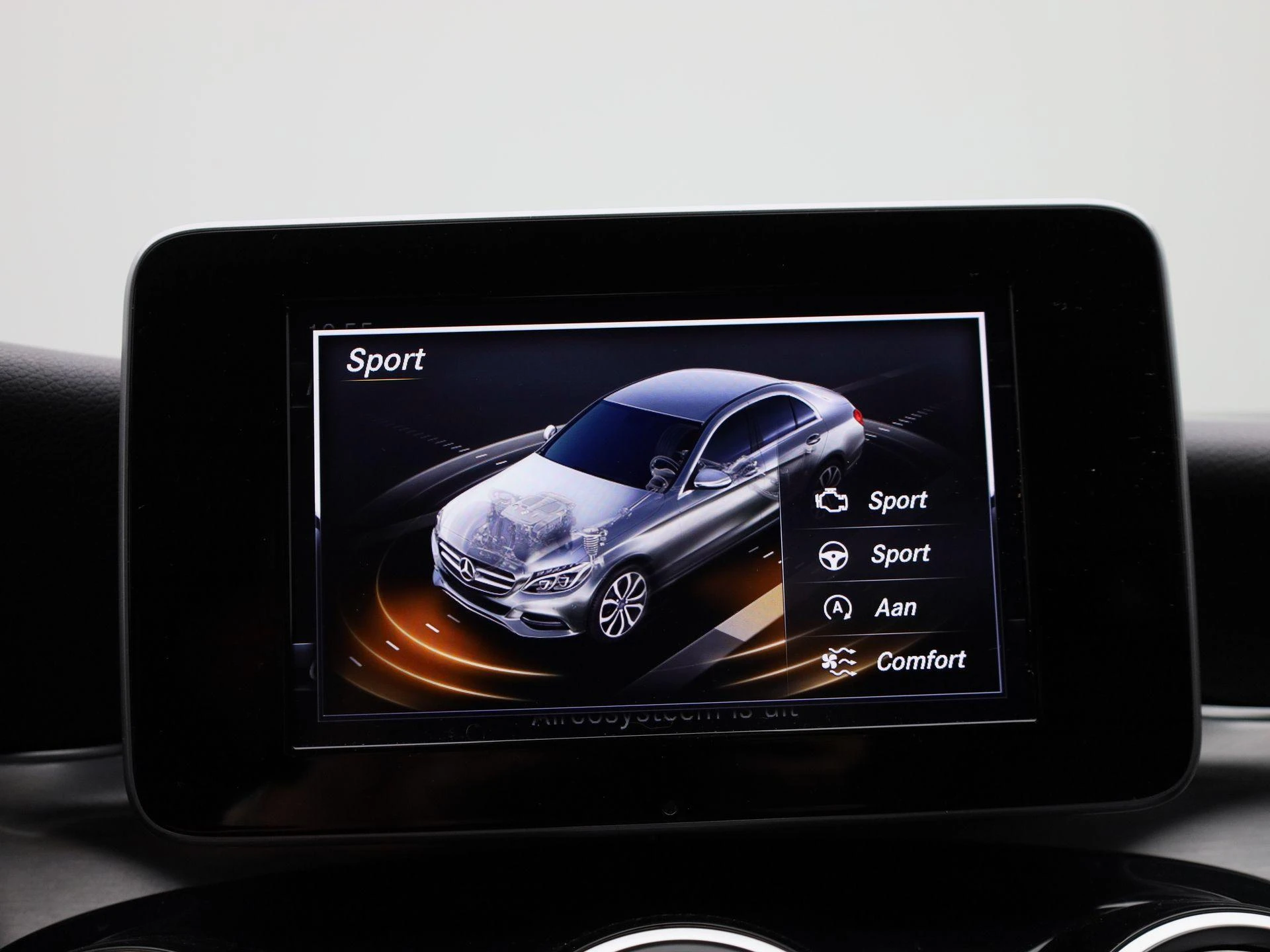 Mercedes-Benz-C-Klasse-image-26