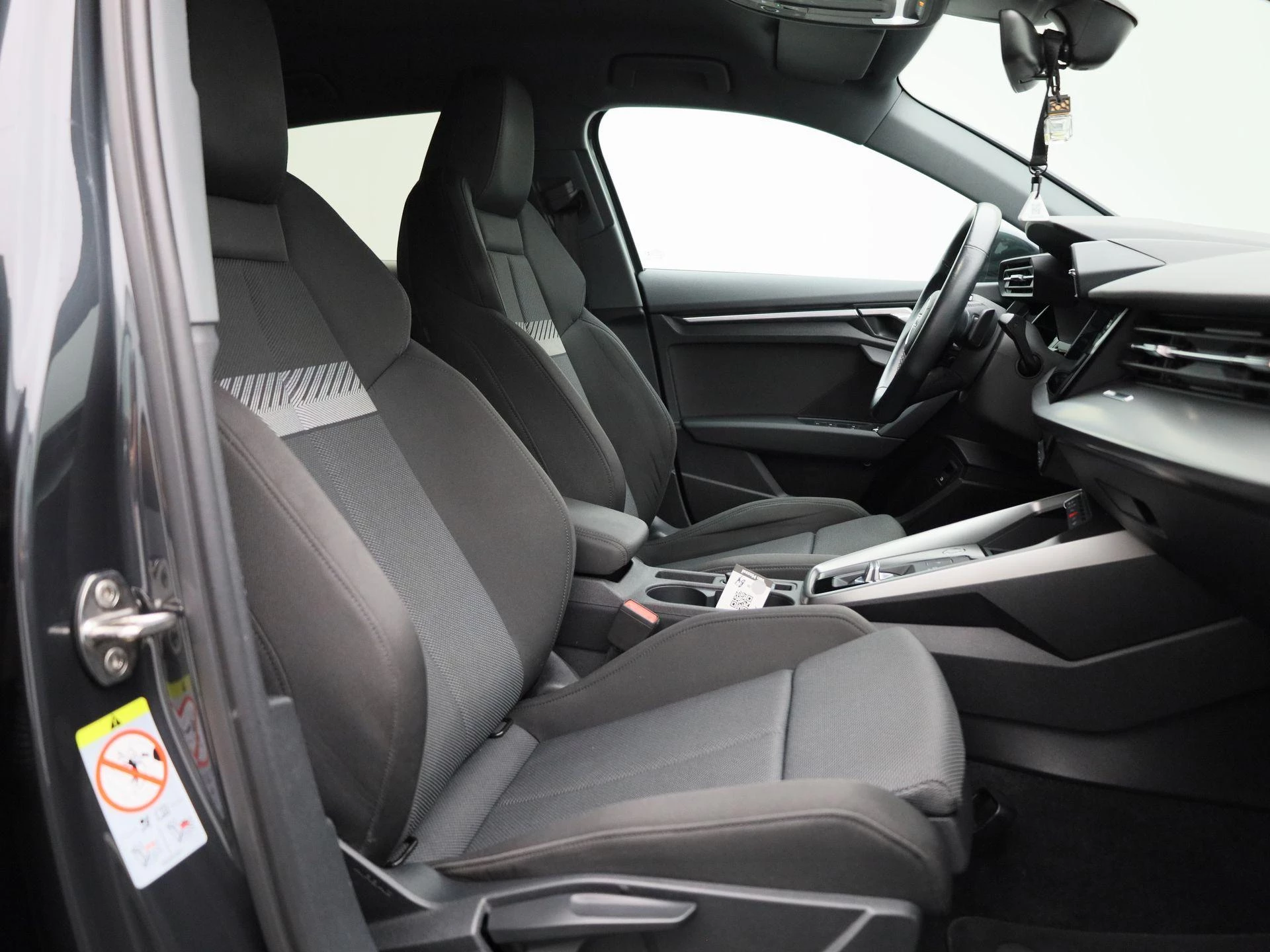 Audi A3 Sportback 40 TFSI e Business edition