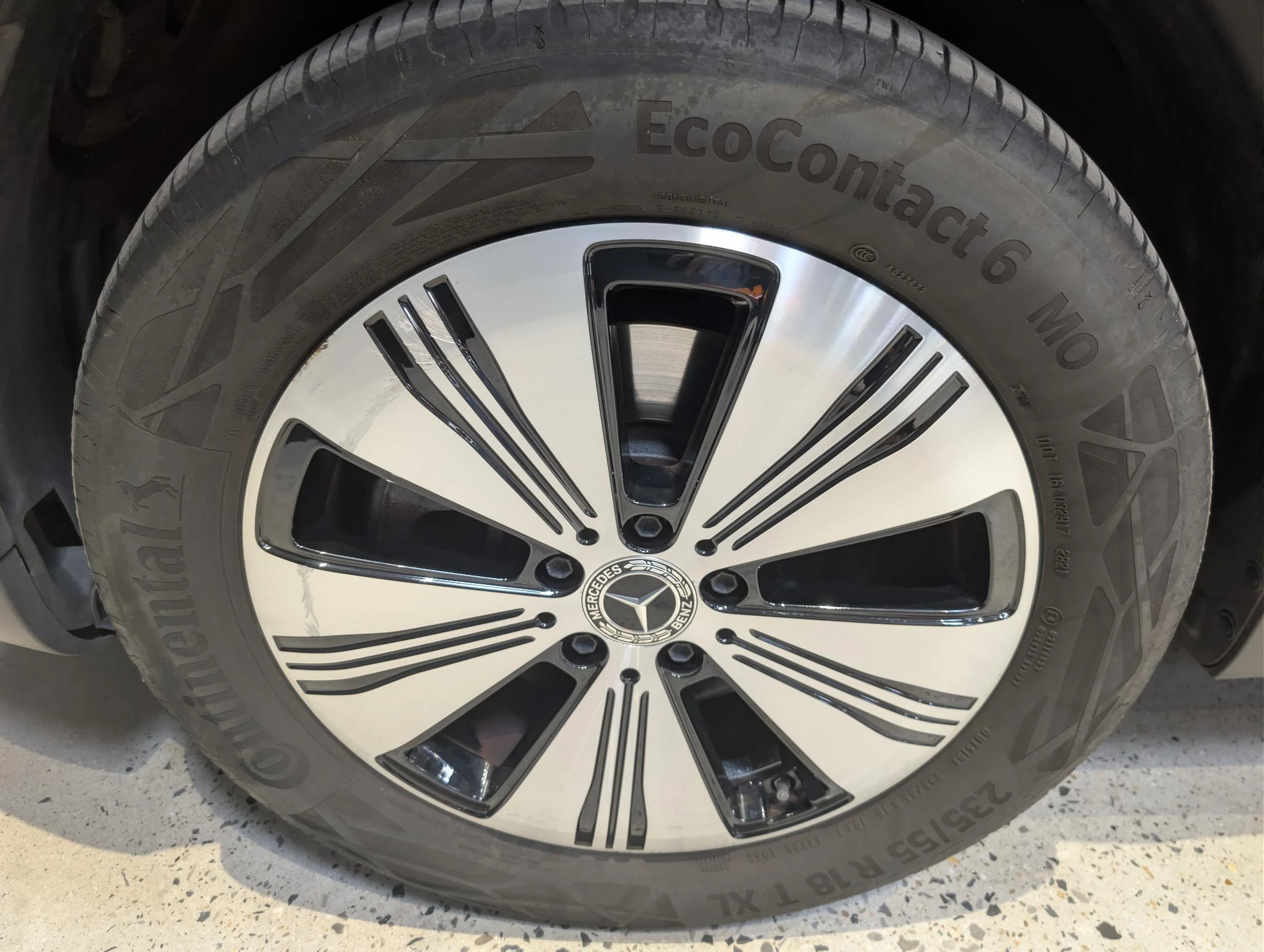 Mercedes-Benz-EQA-image-20