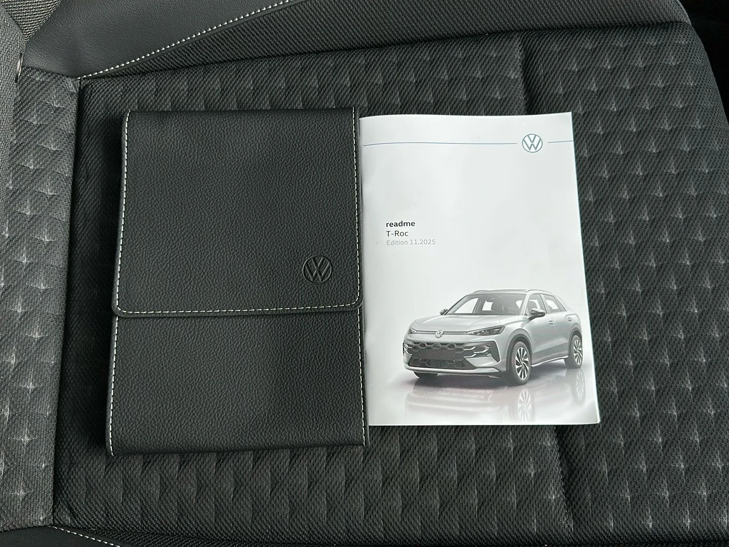 Volkswagen-T-Roc-image-15