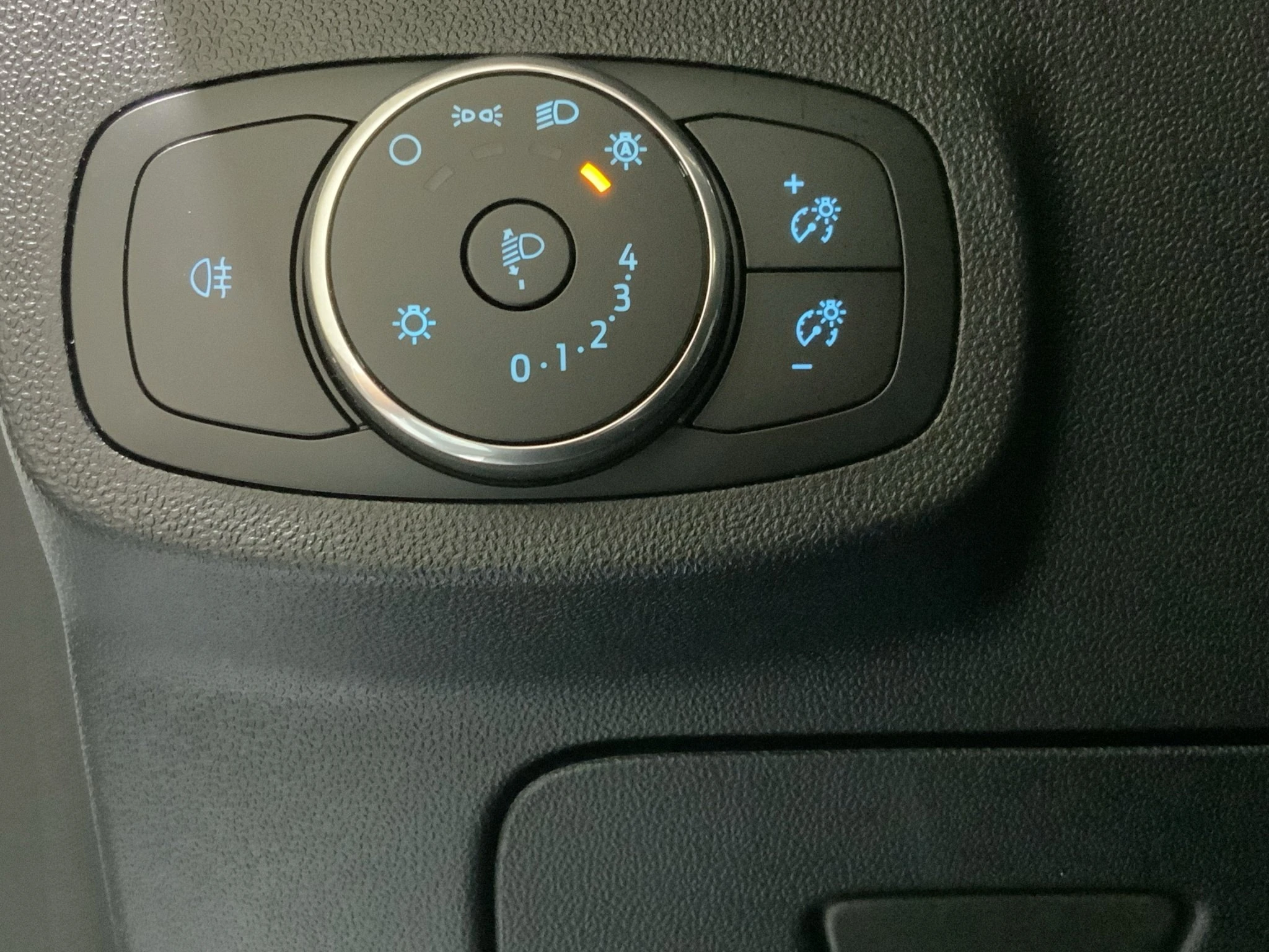 Ford Fiesta Cool & Connect 1.1 Schräghecklimousine. 55 kW. 3-türig