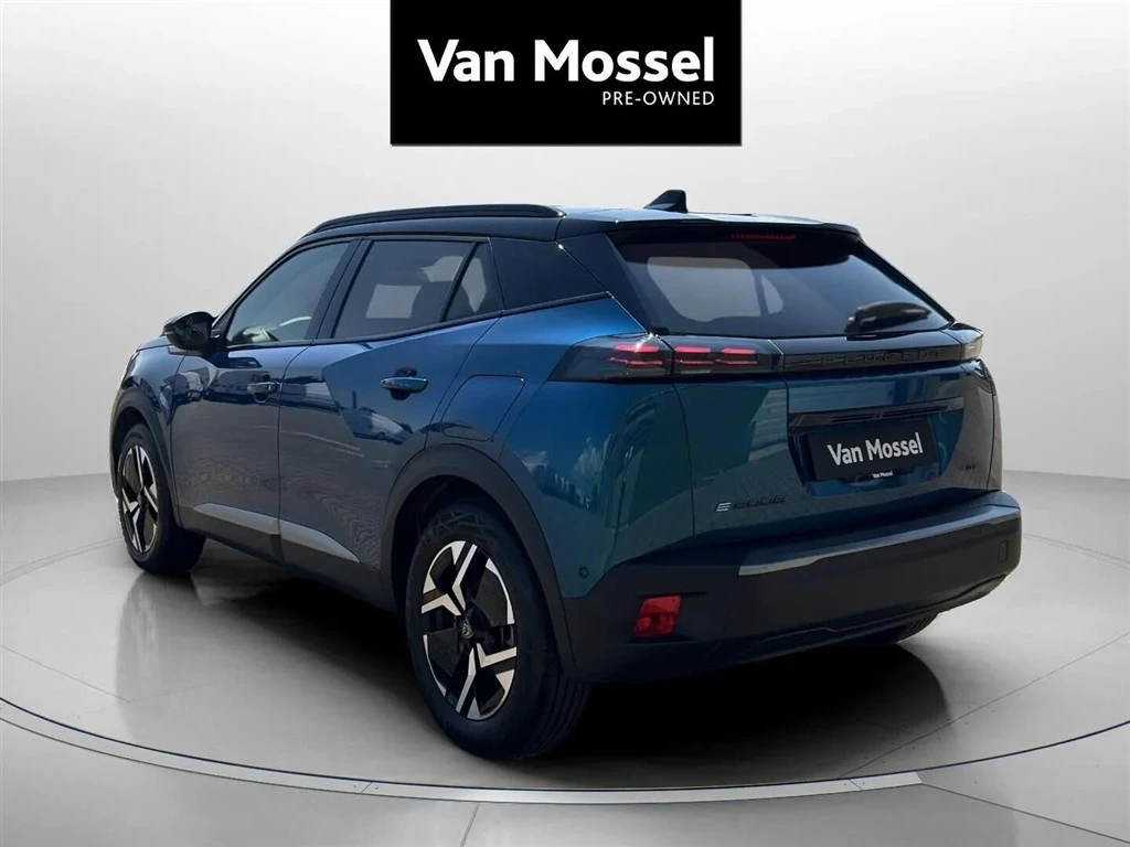 Peugeot-e-2008-image-6