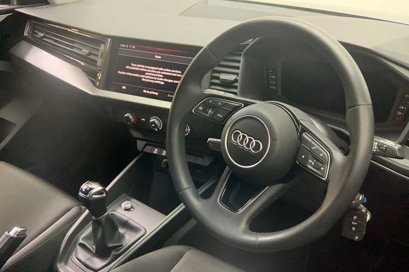 Audi-A1 Sportback-image-5