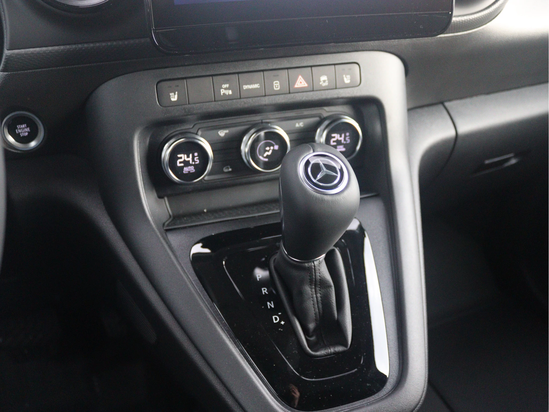 Mercedes-Benz-eCitan-image-10