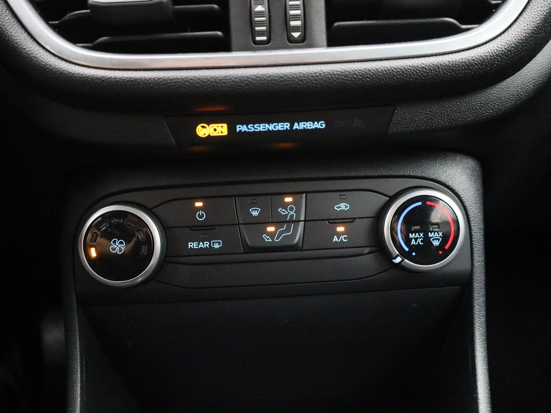 Ford Fiesta 1.0i EcoBoost MHEV 92kW Connected