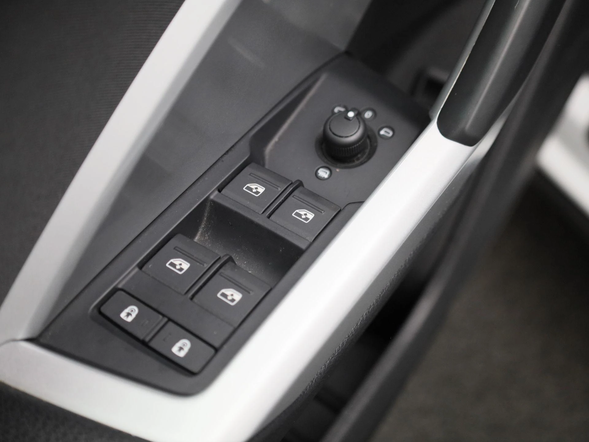 Audi-Q3-image-35