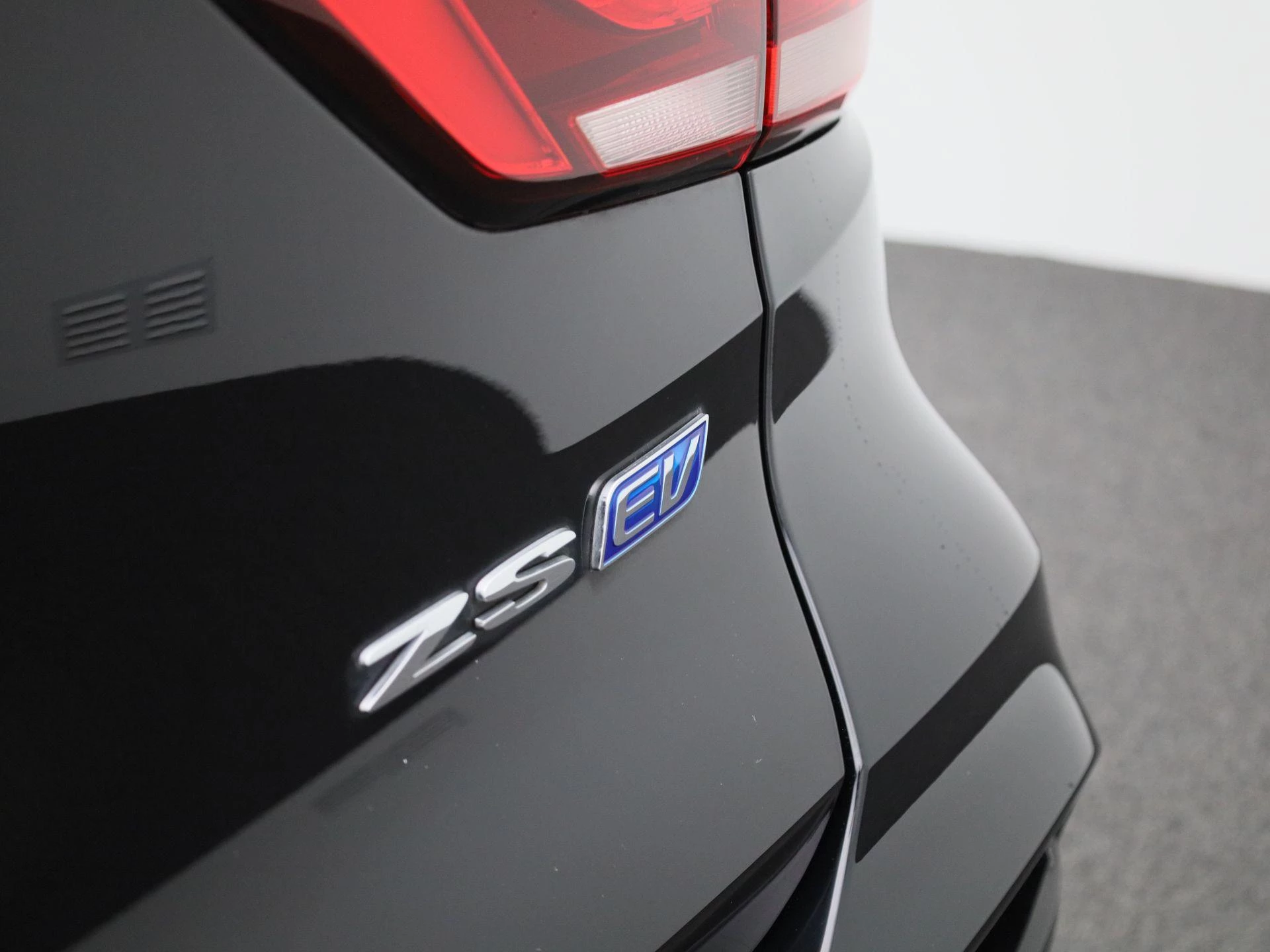 MG ZS Standard Range 51 kWh Comfort