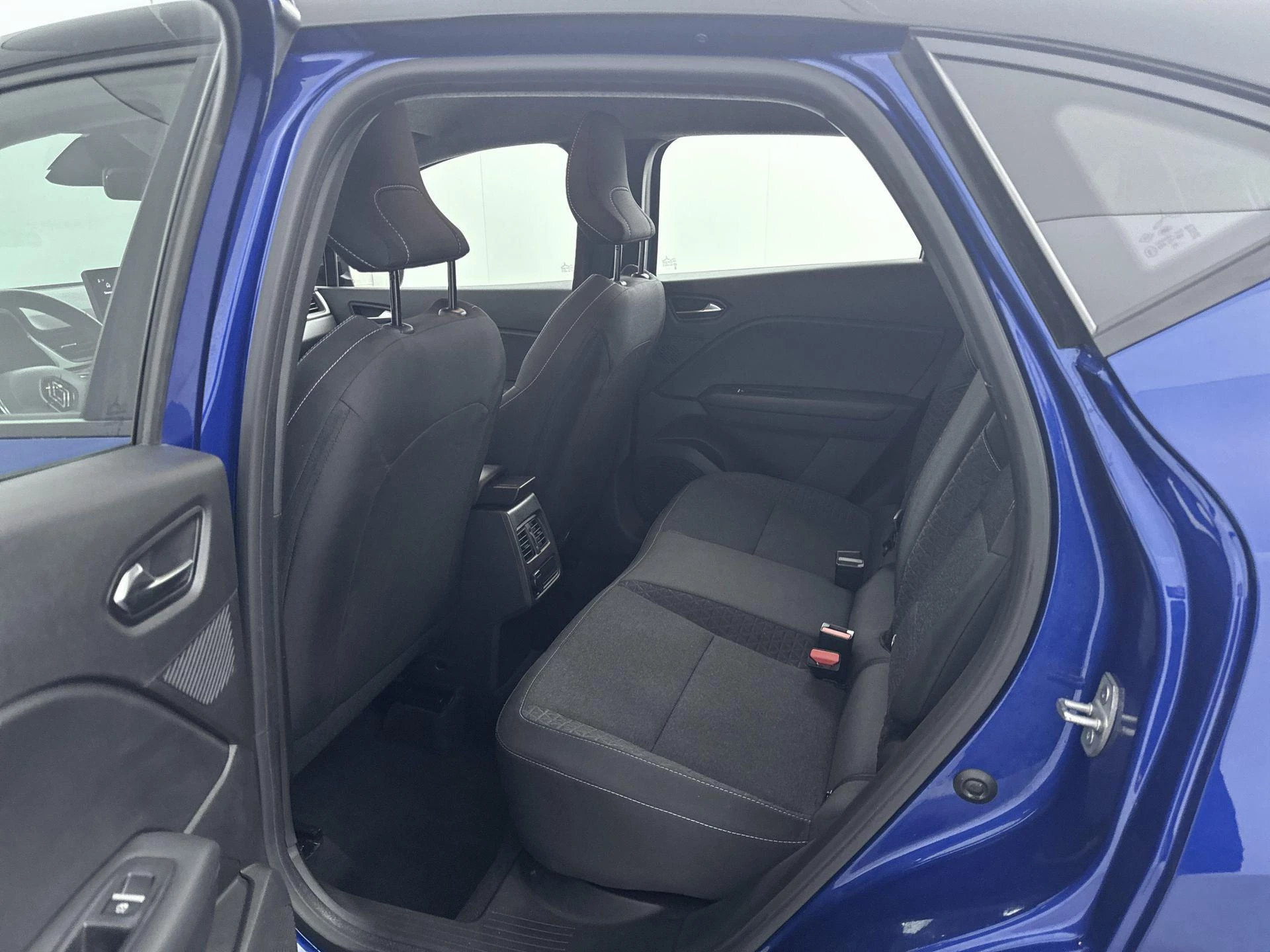 Renault-Captur-image-23