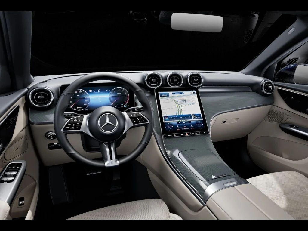 Mercedes-Benz-GLC 200-image-9
