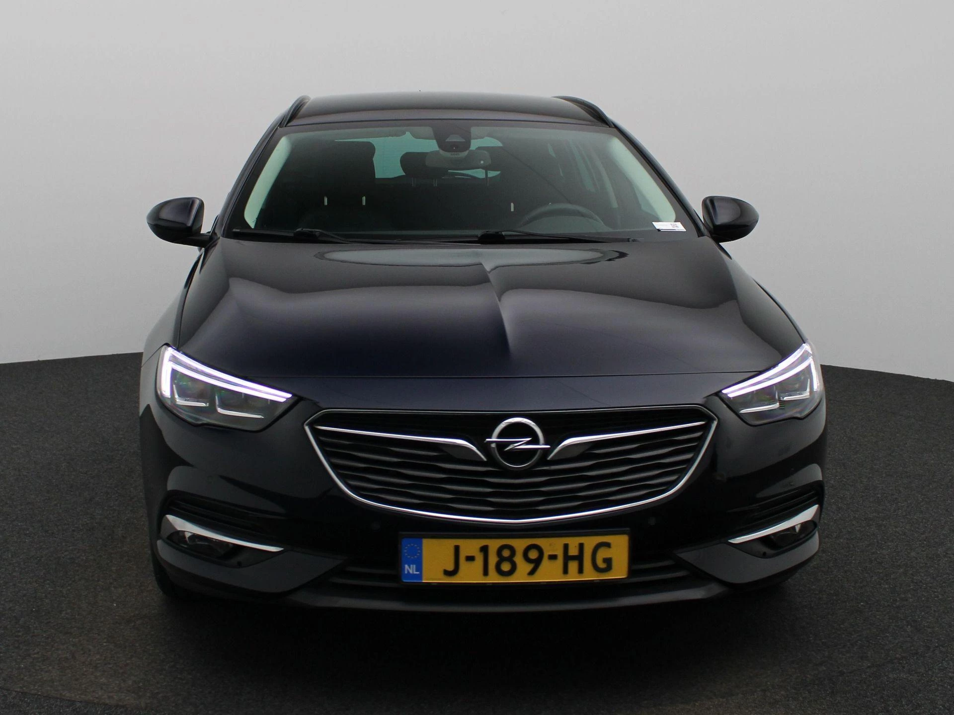 Opel-Insignia-image-2