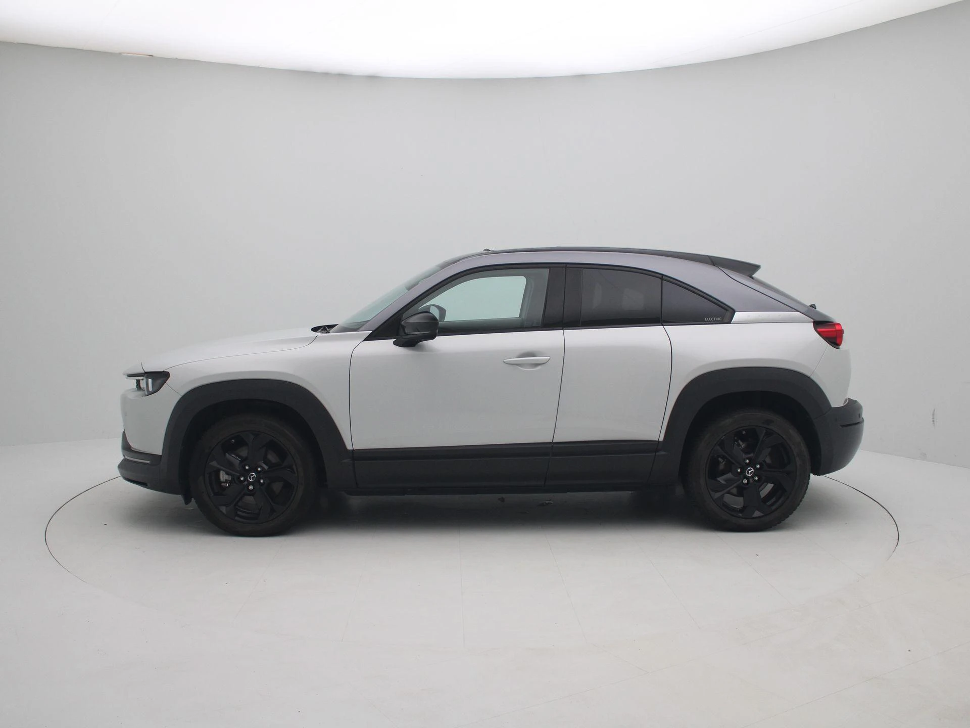 Mazda-MX-30-image-3