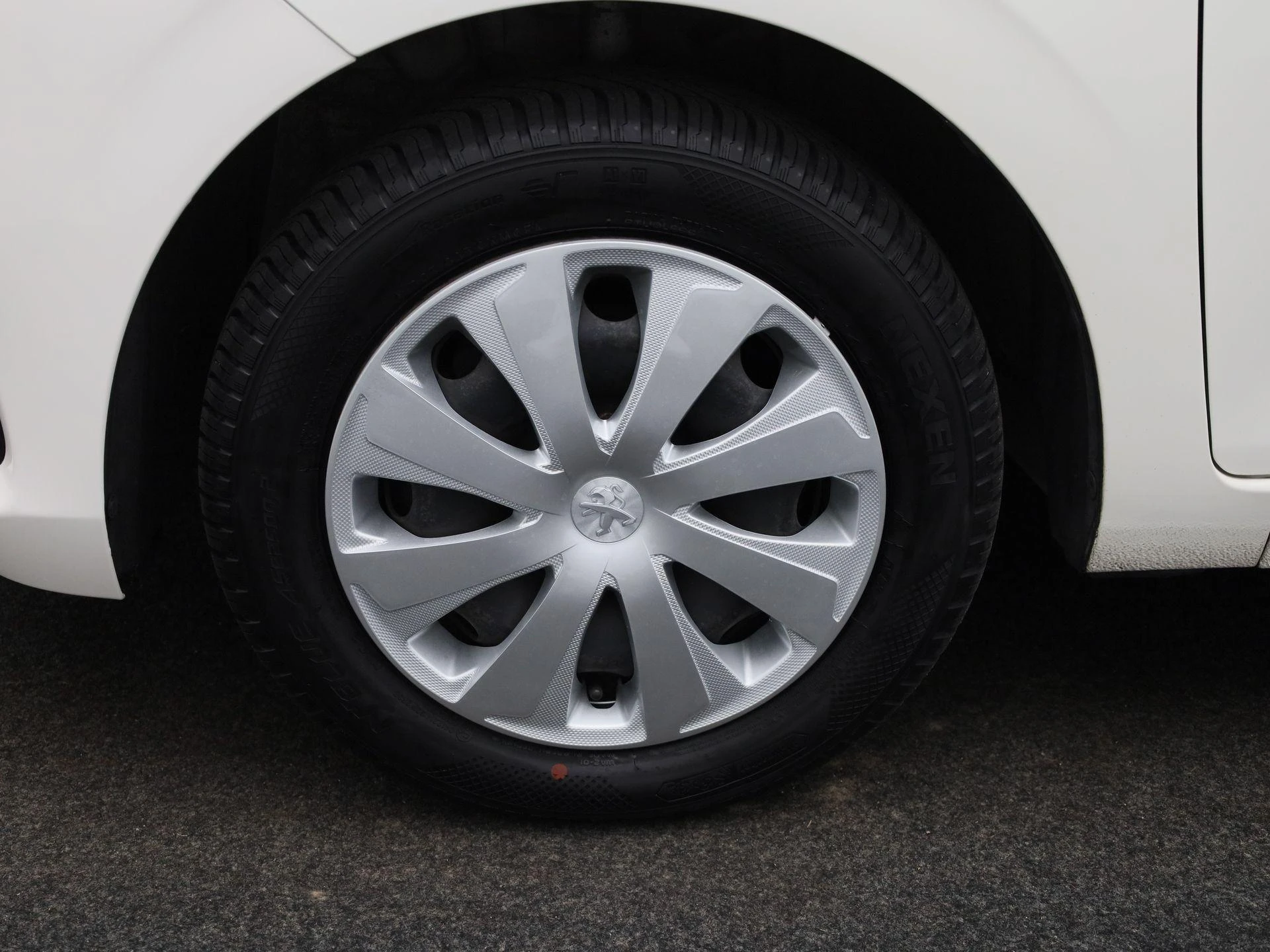 Peugeot-108-image-12