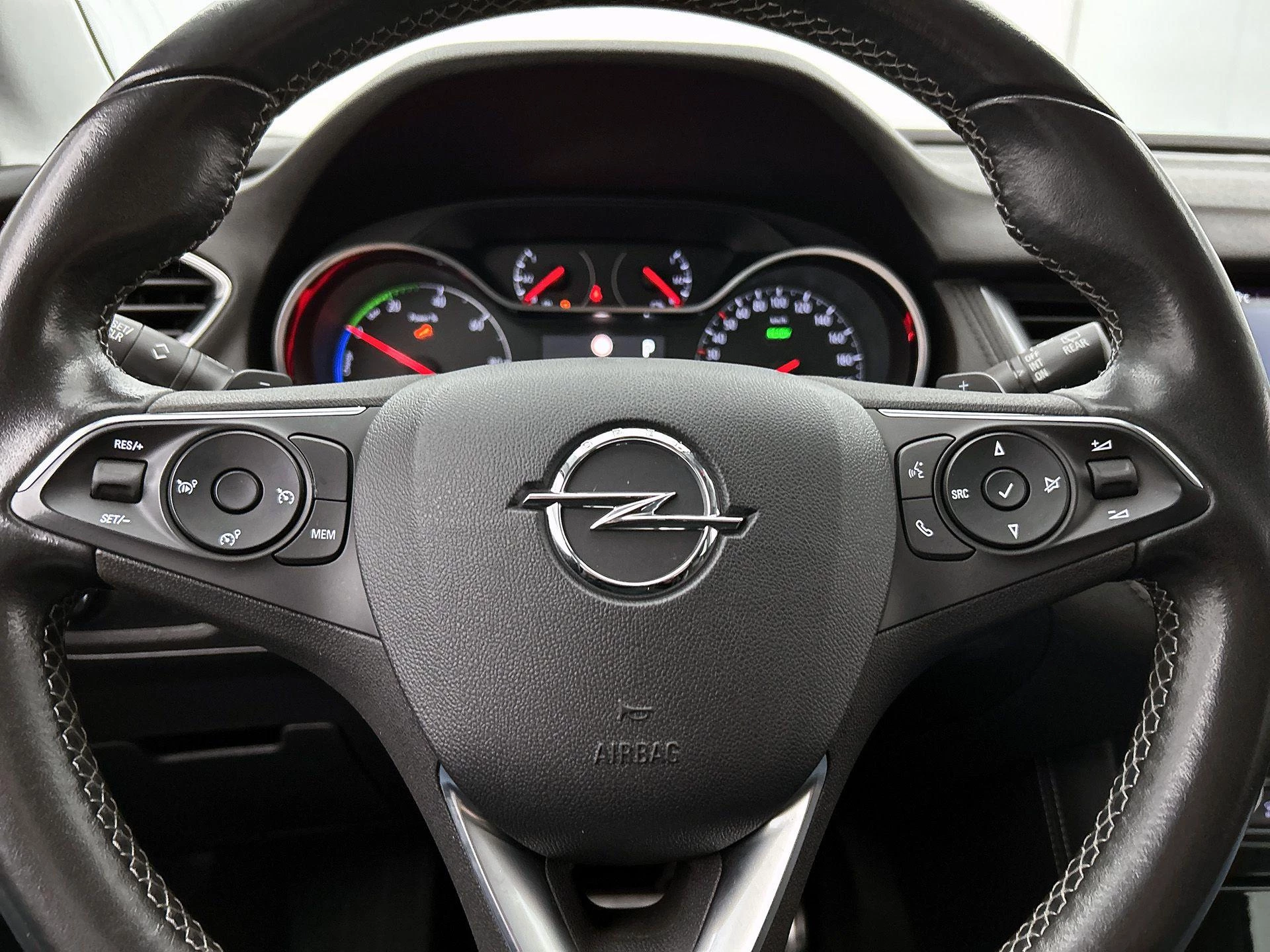Opel Grandland X 1.6 Turbo Hybrid Innovation