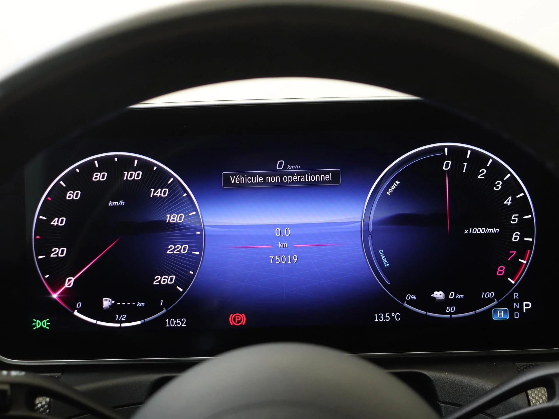 Mercedes-Benz-C-Klasse-image-14