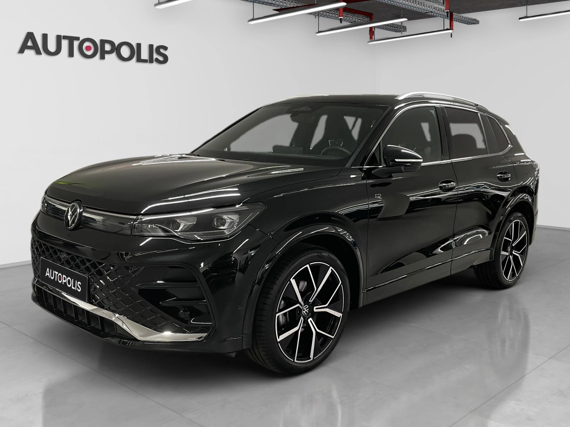 Volkswagen-Tiguan-image-0