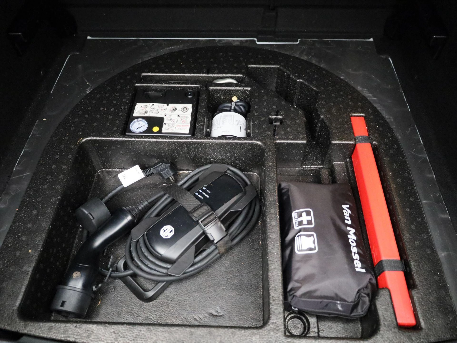 MG-ZS EV-image-12