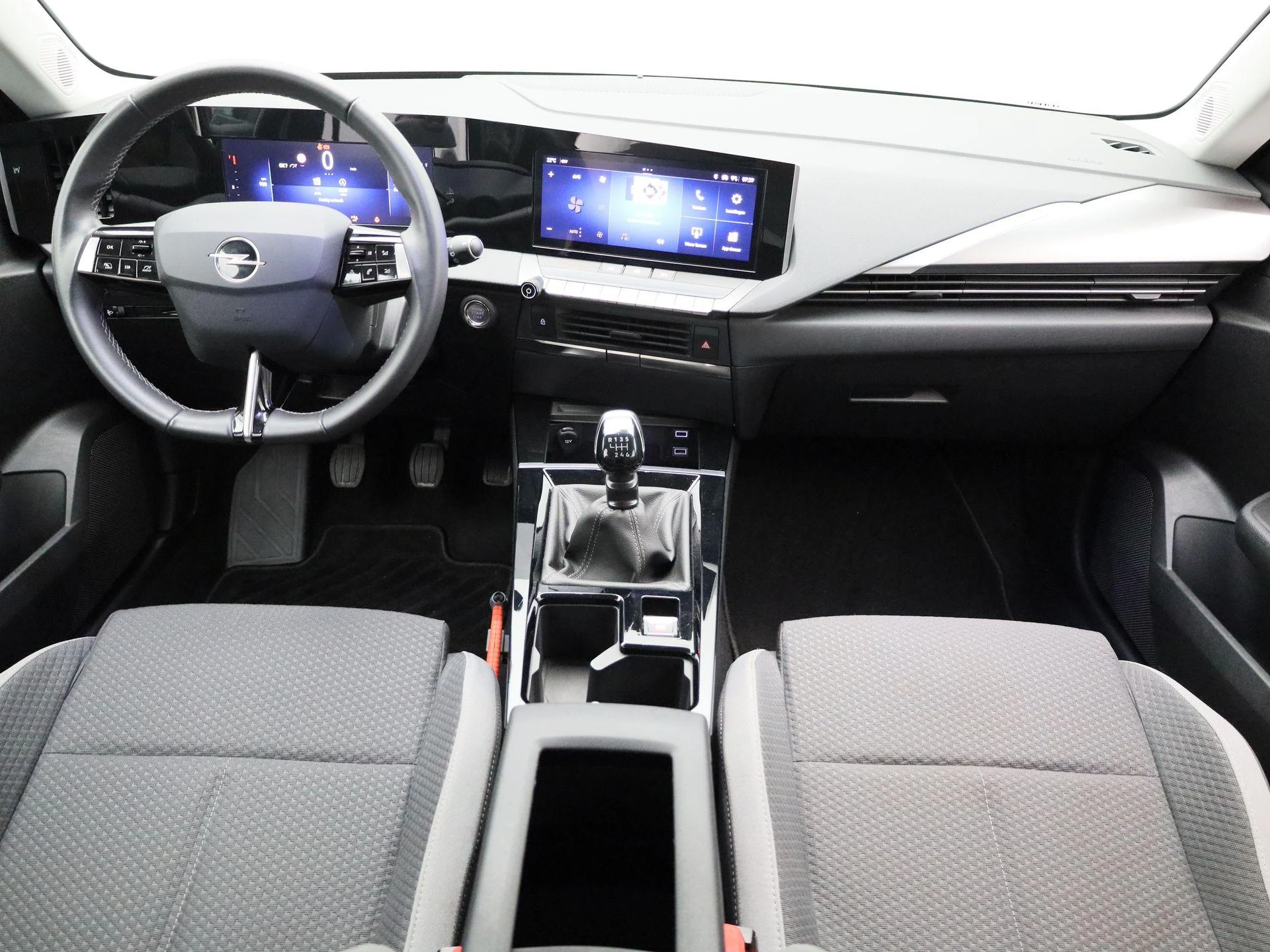 Opel-Astra-image-8