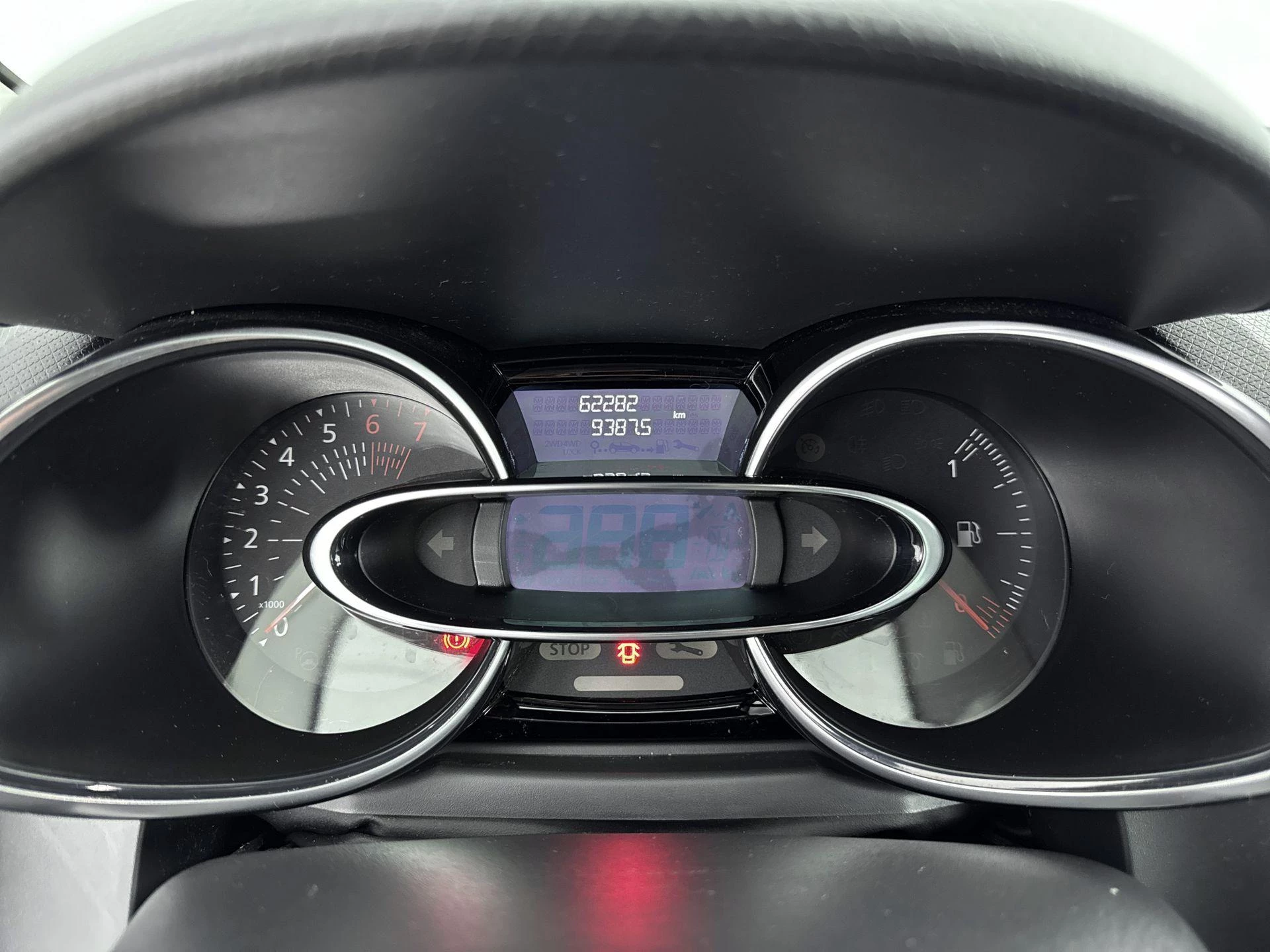 Renault-Clio-image-12