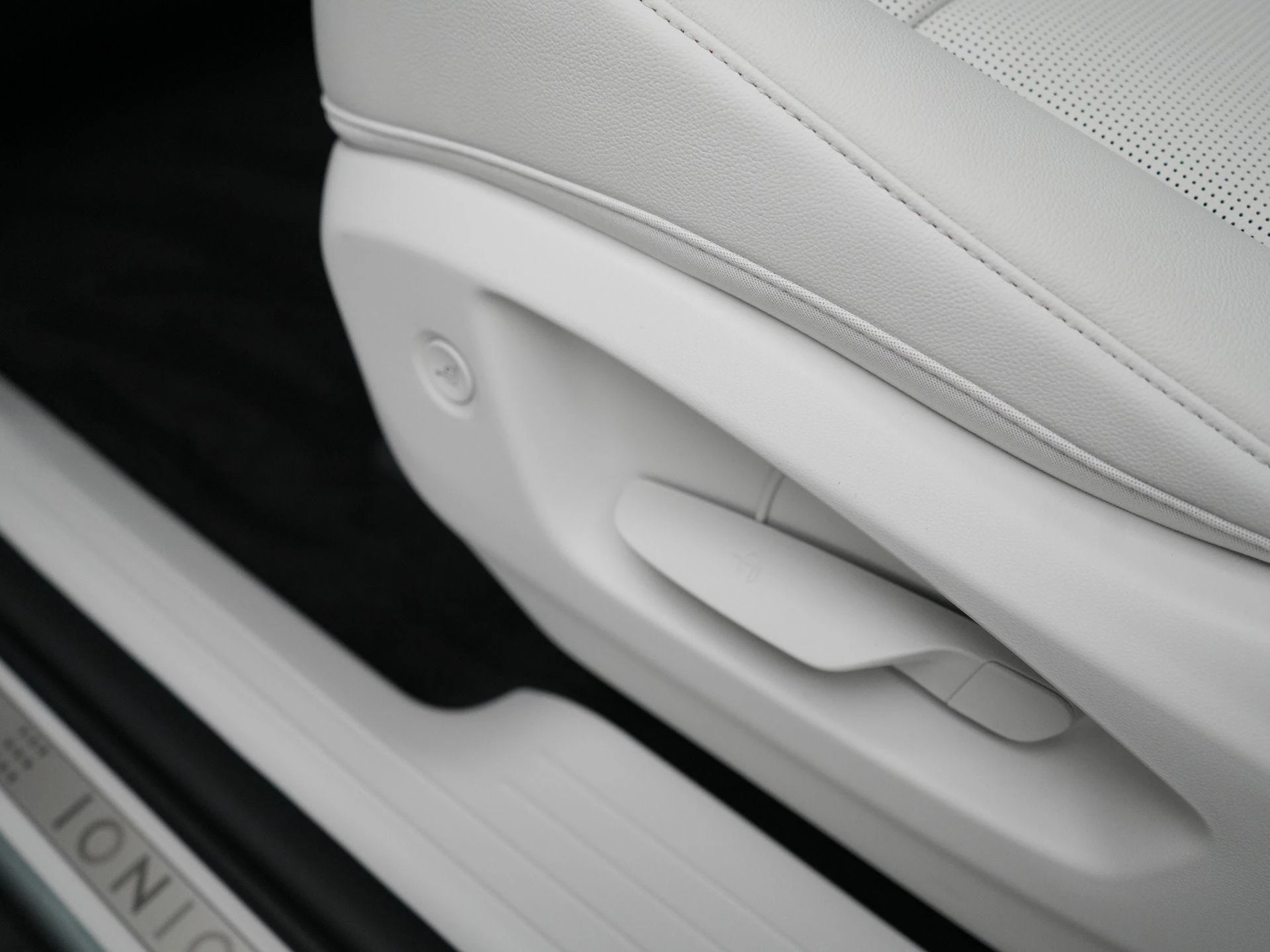 Hyundai-IONIQ 9-image-34