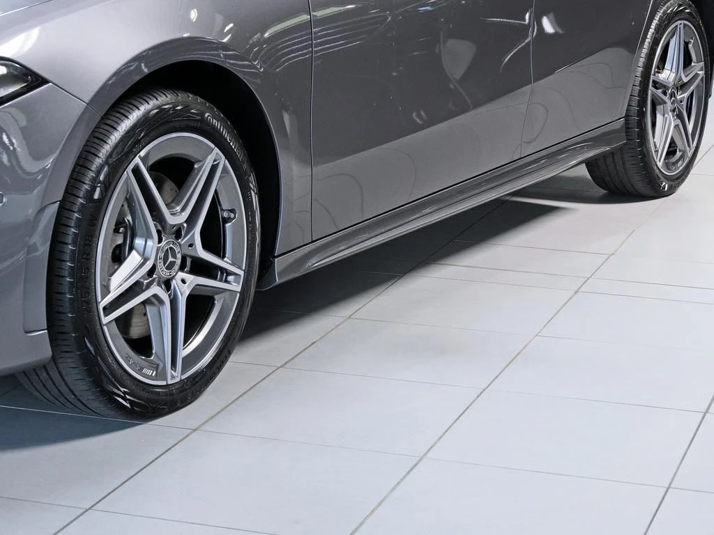 Mercedes-Benz-A-Klasse 250 e-image-6