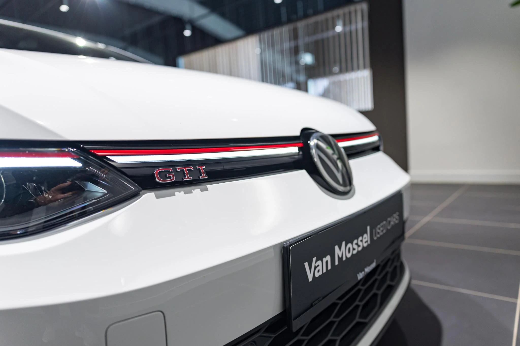 Volkswagen-Golf-image-5