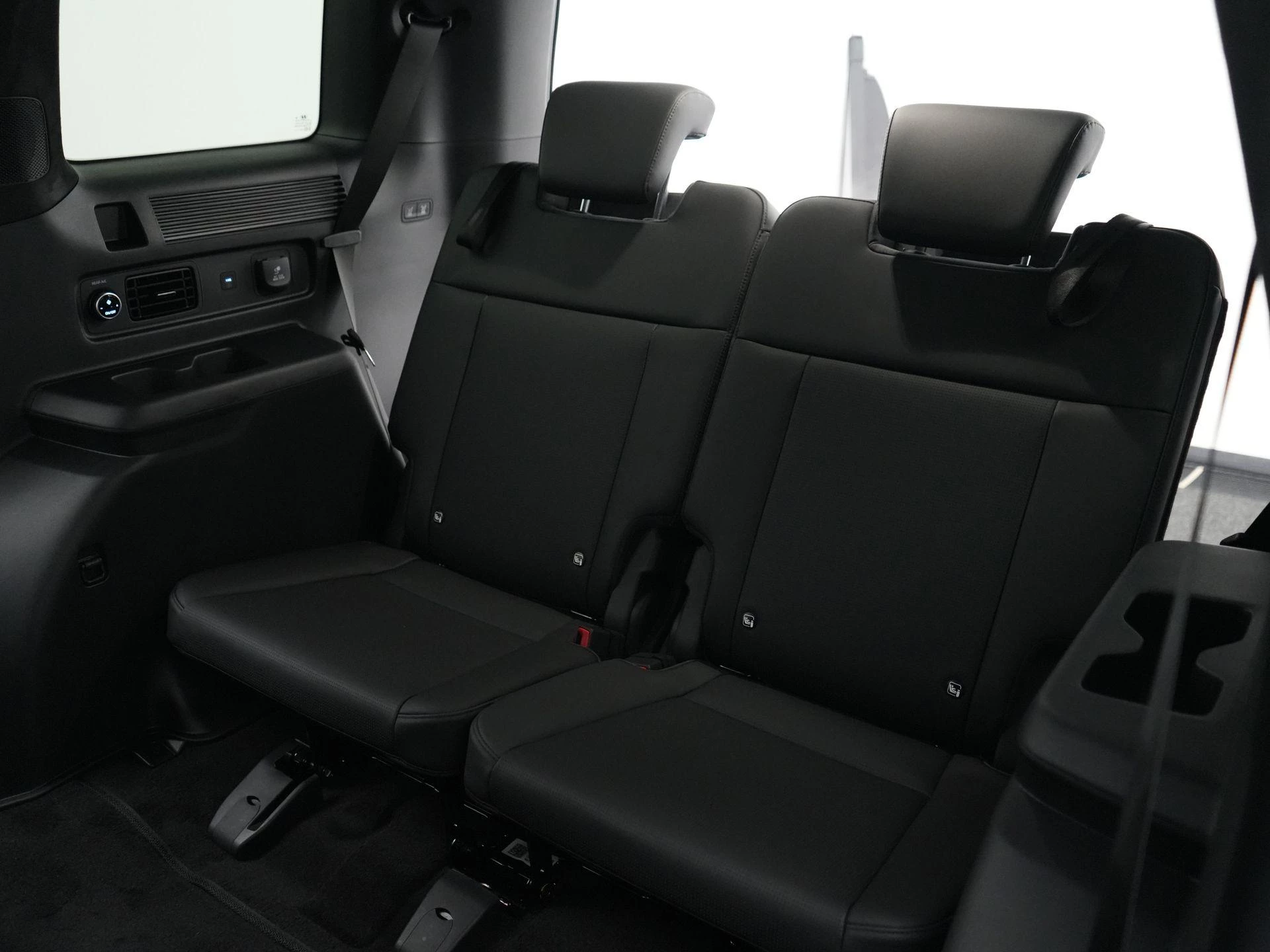 Hyundai-Santa Fe-image-46