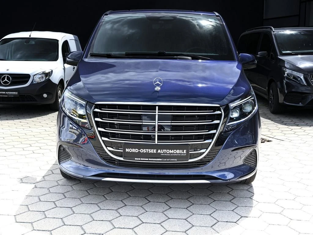 Mercedes-Benz-V-Klasse 300-image-2