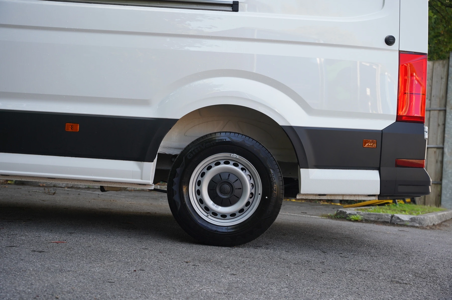 Volkswagen-Crafter-image-30