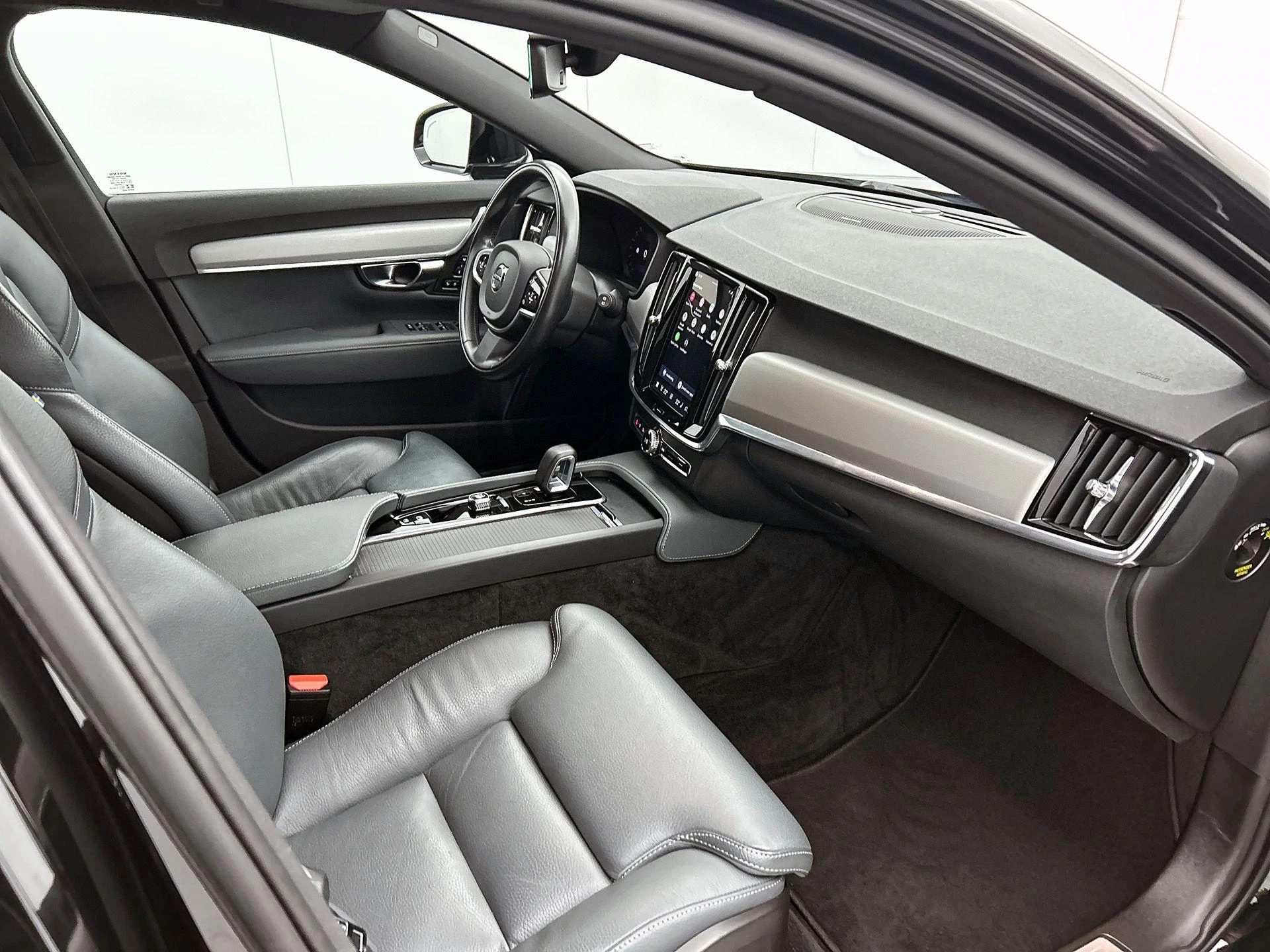 Volvo-V90-image-21