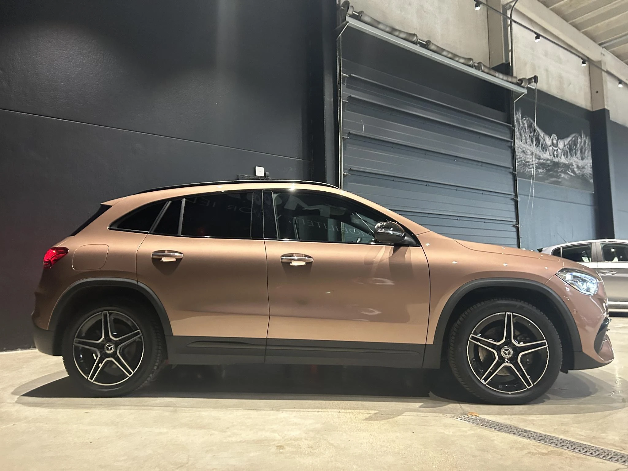 Mercedes-Benz-GLA-image-1