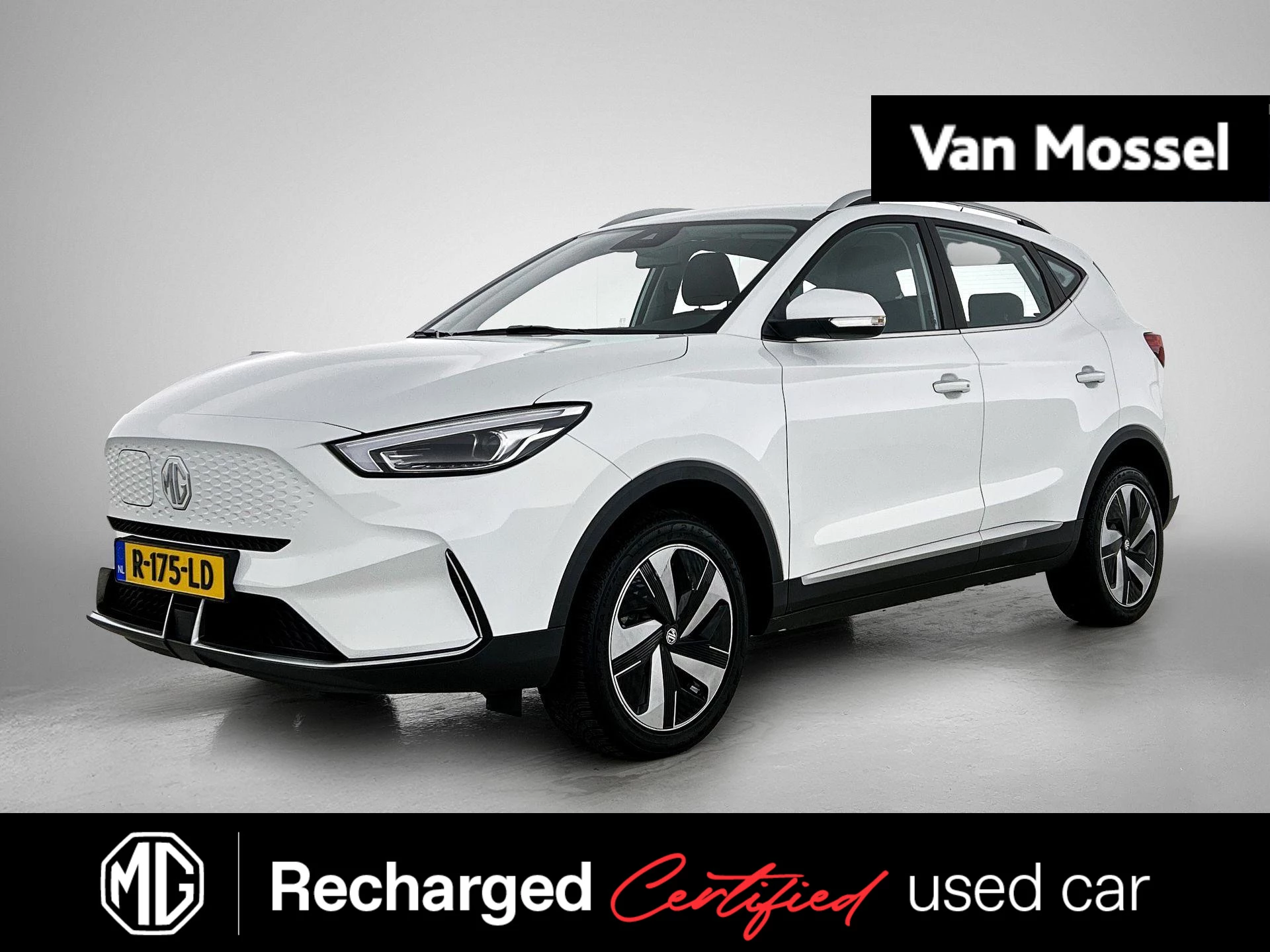 MG-ZS EV-image-0