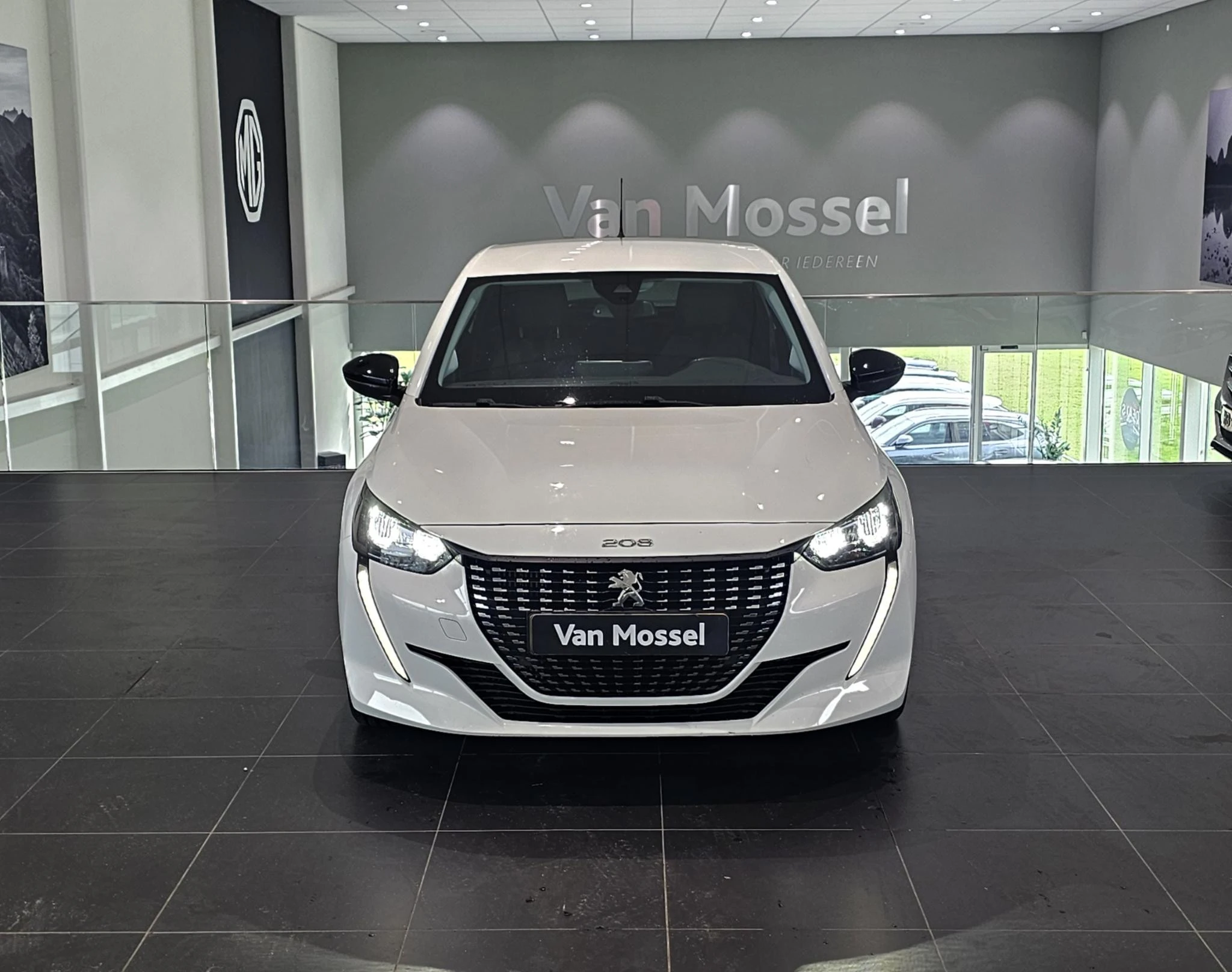 Peugeot-208-image-1