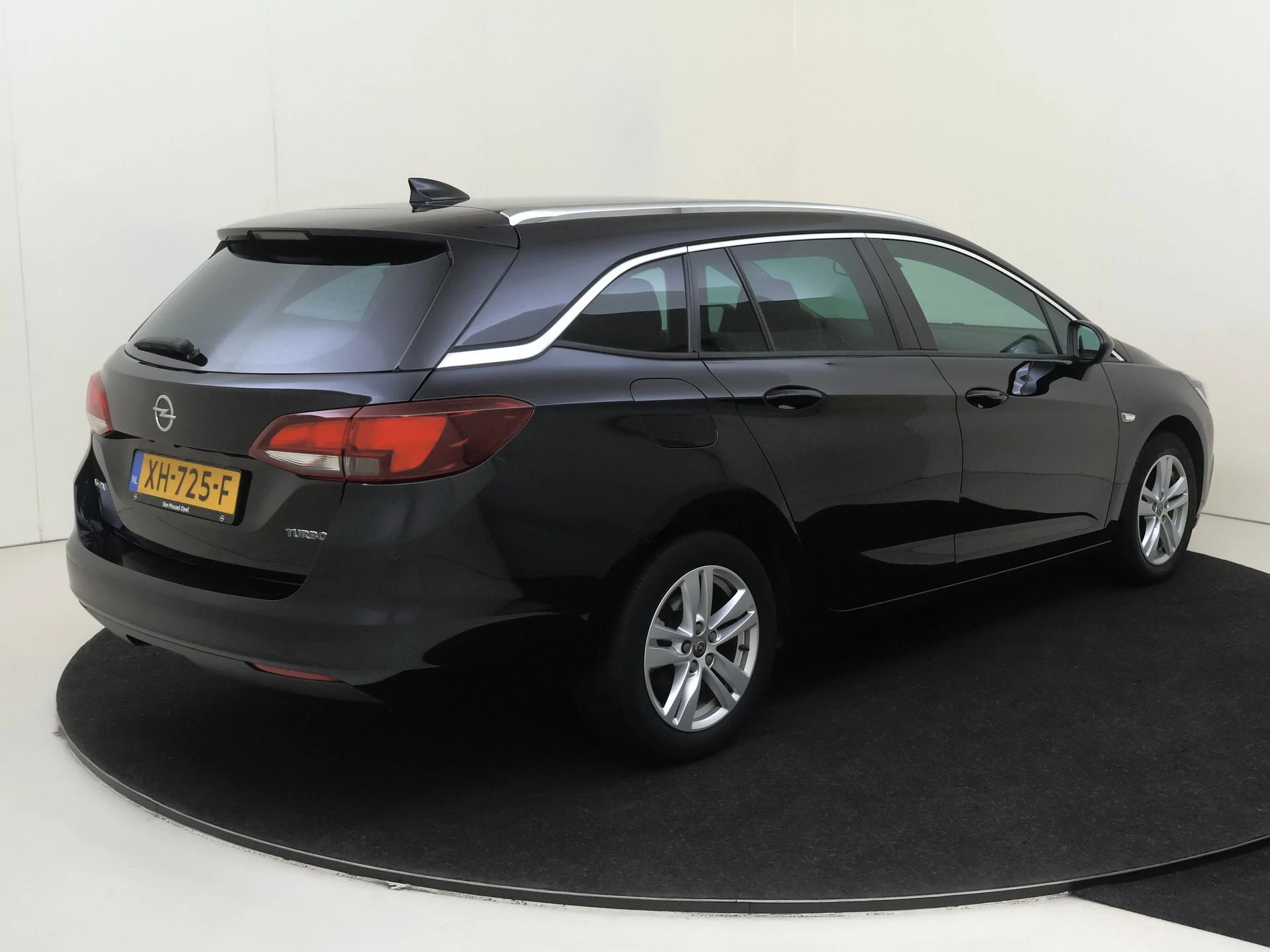 Opel Astra Sports Tourer 1.4 Online Edition