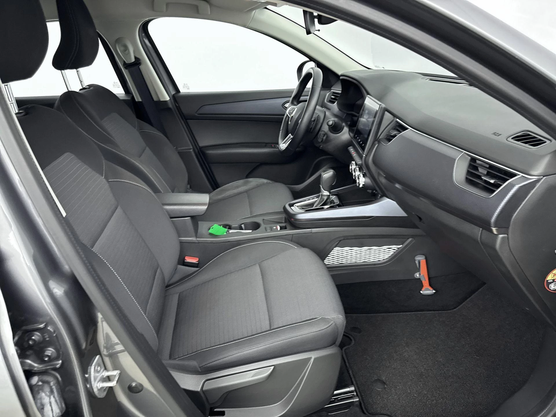 Renault-Arkana-image-23